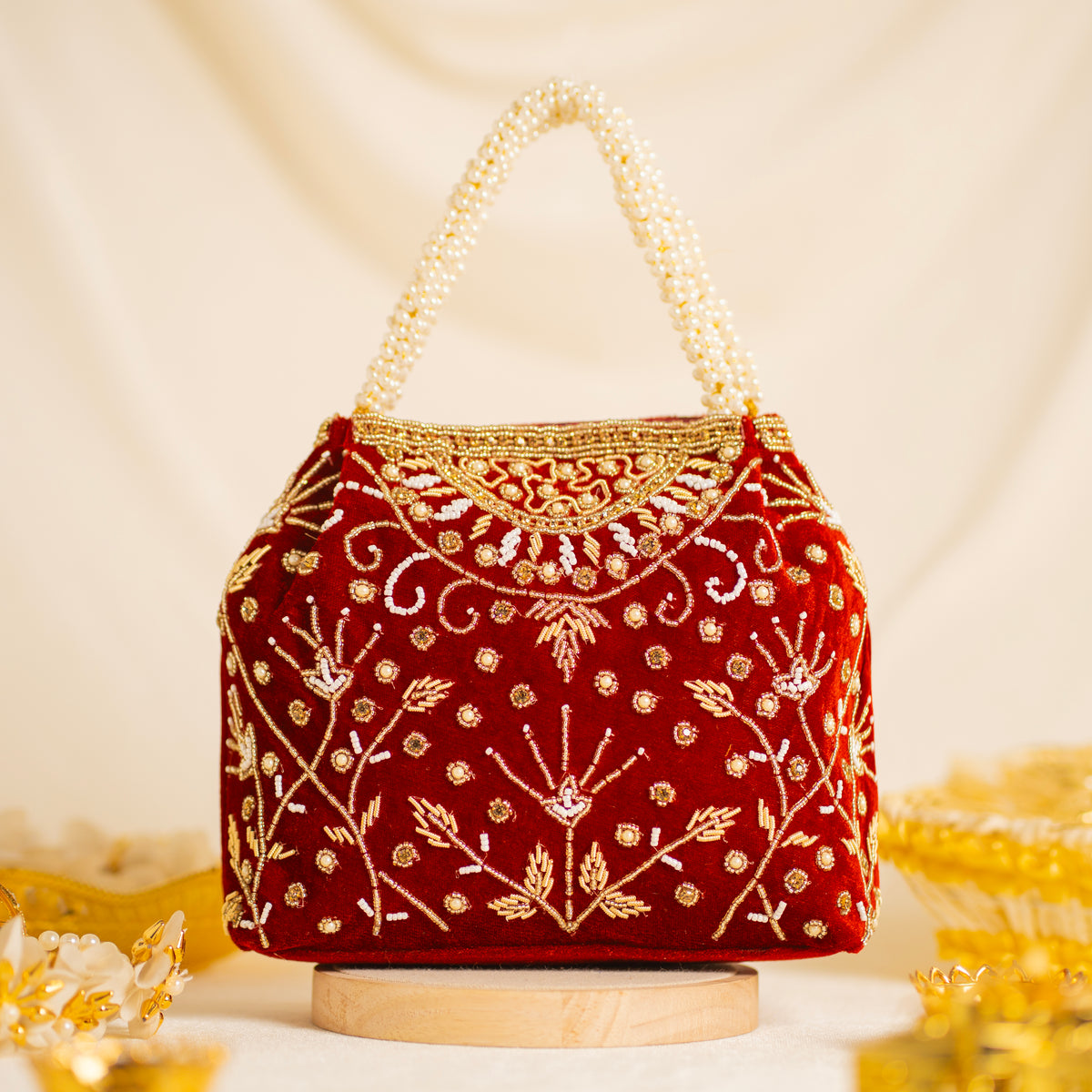 Bridal Pearlstone Velvet Potli