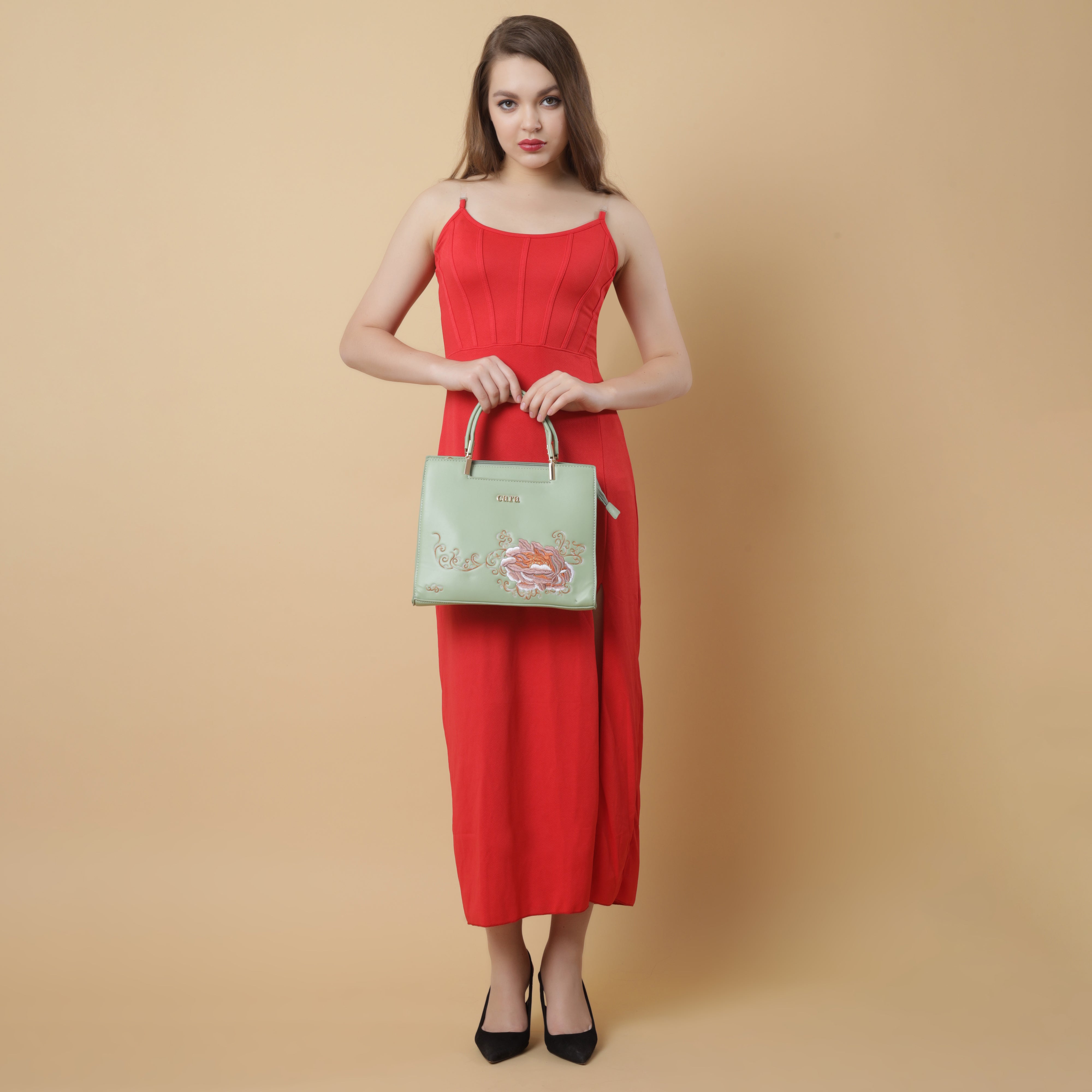 Flawless floral printed Handbag | cara