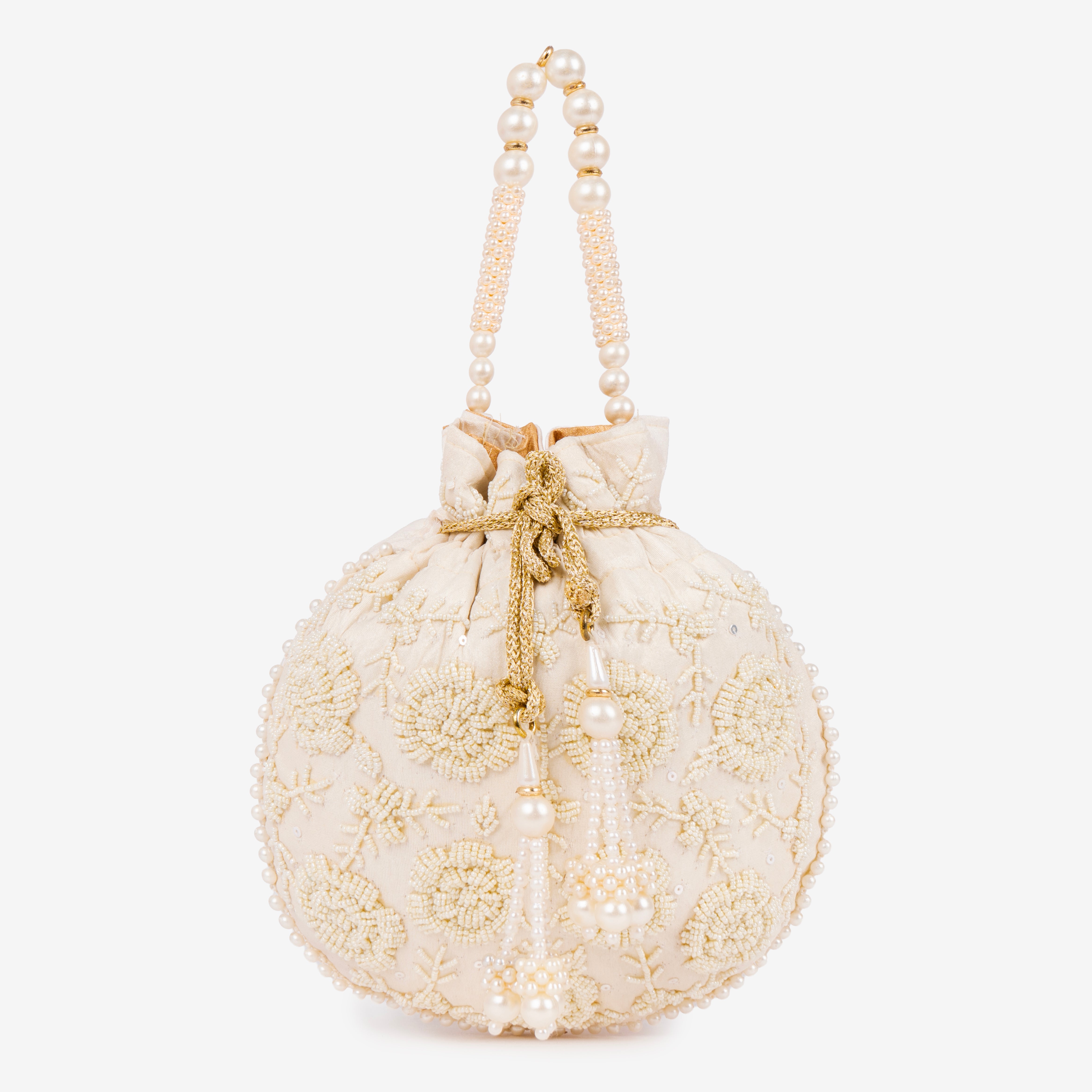 Pearl Glow Fantasy Potli