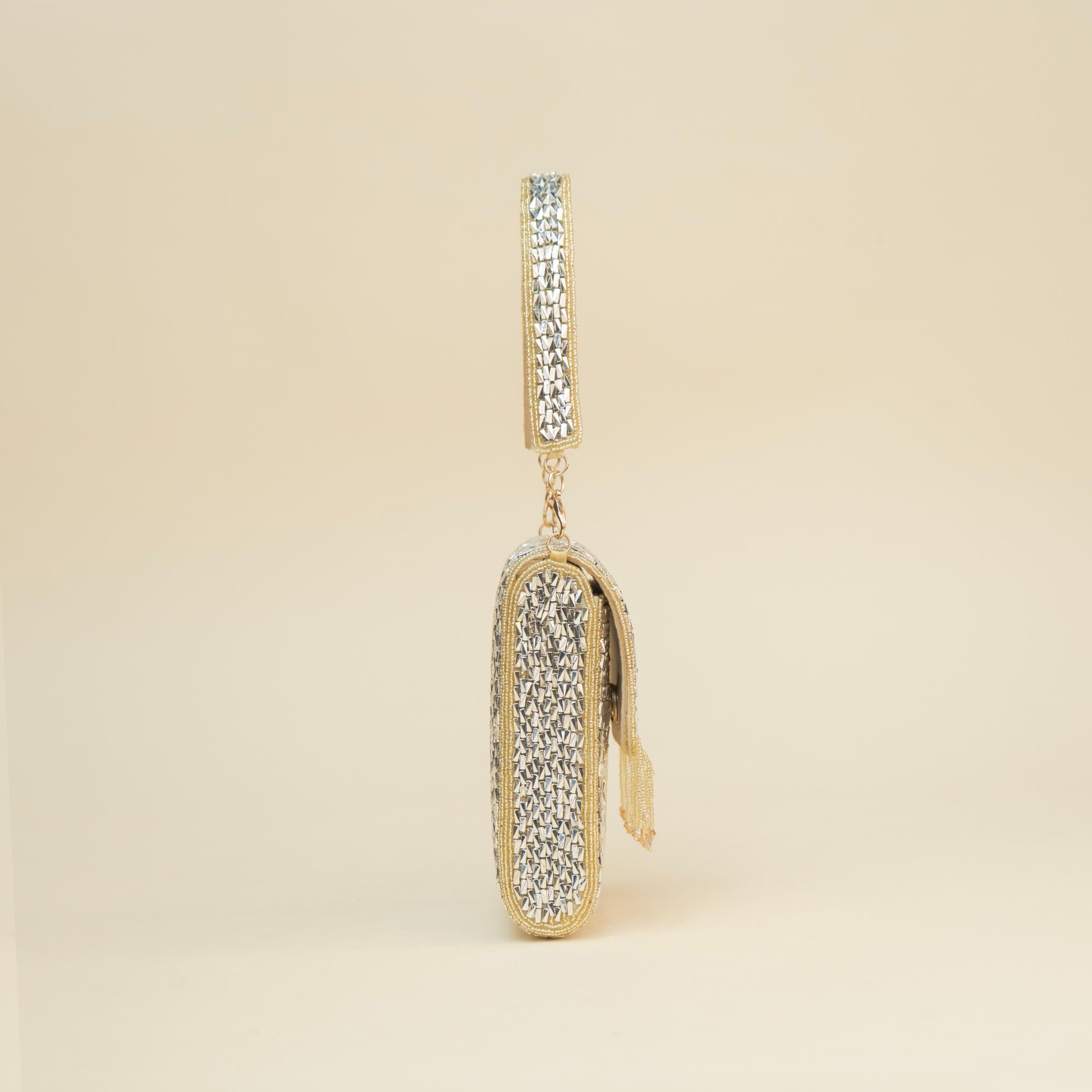 Mirror Elegance Mobile Sling