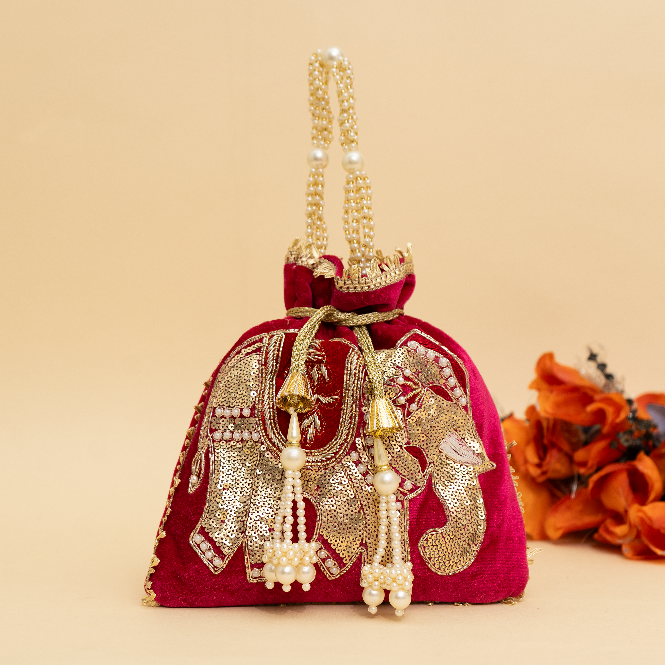 Rajsi Haathi Potli | Cara