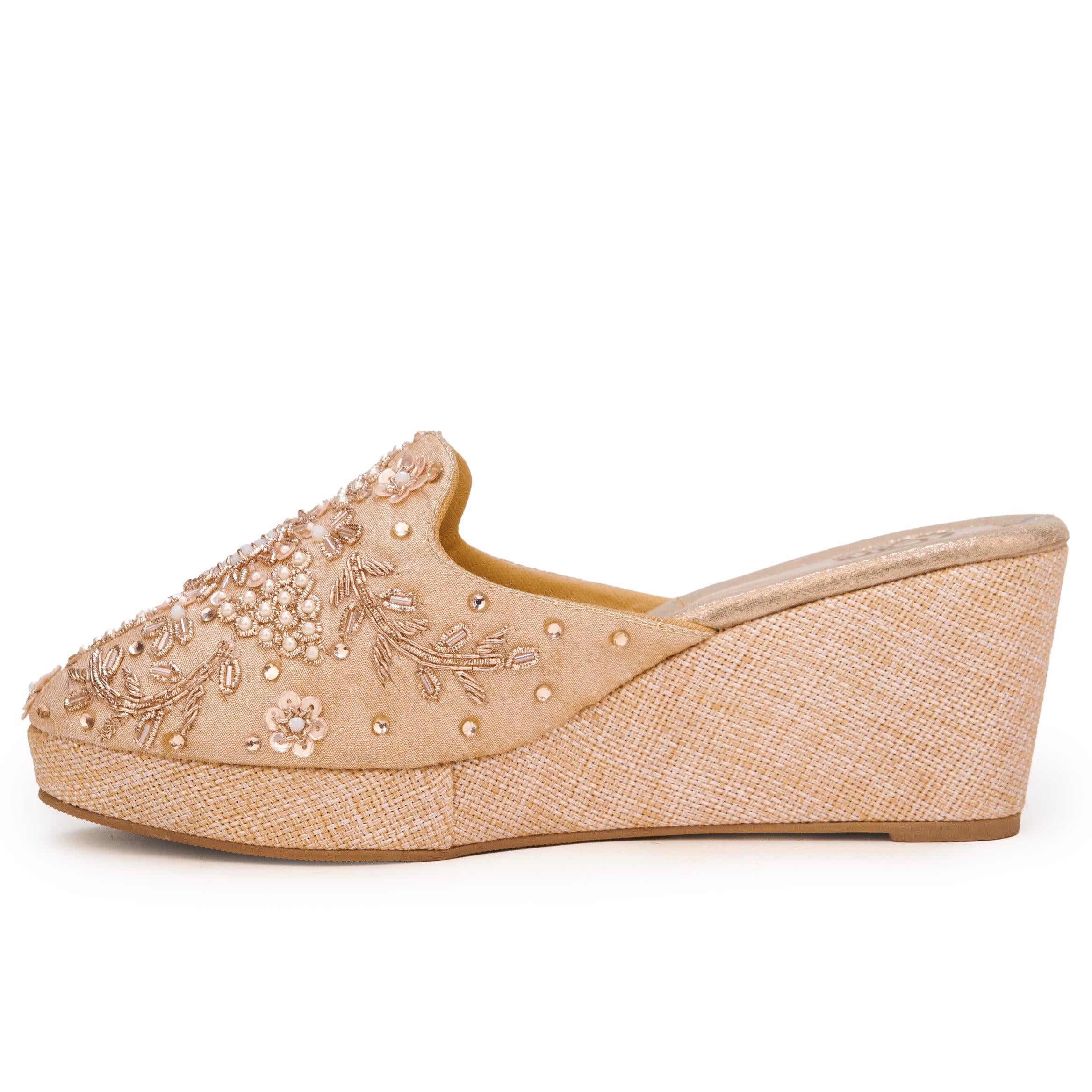 Diamond Petal Wedges