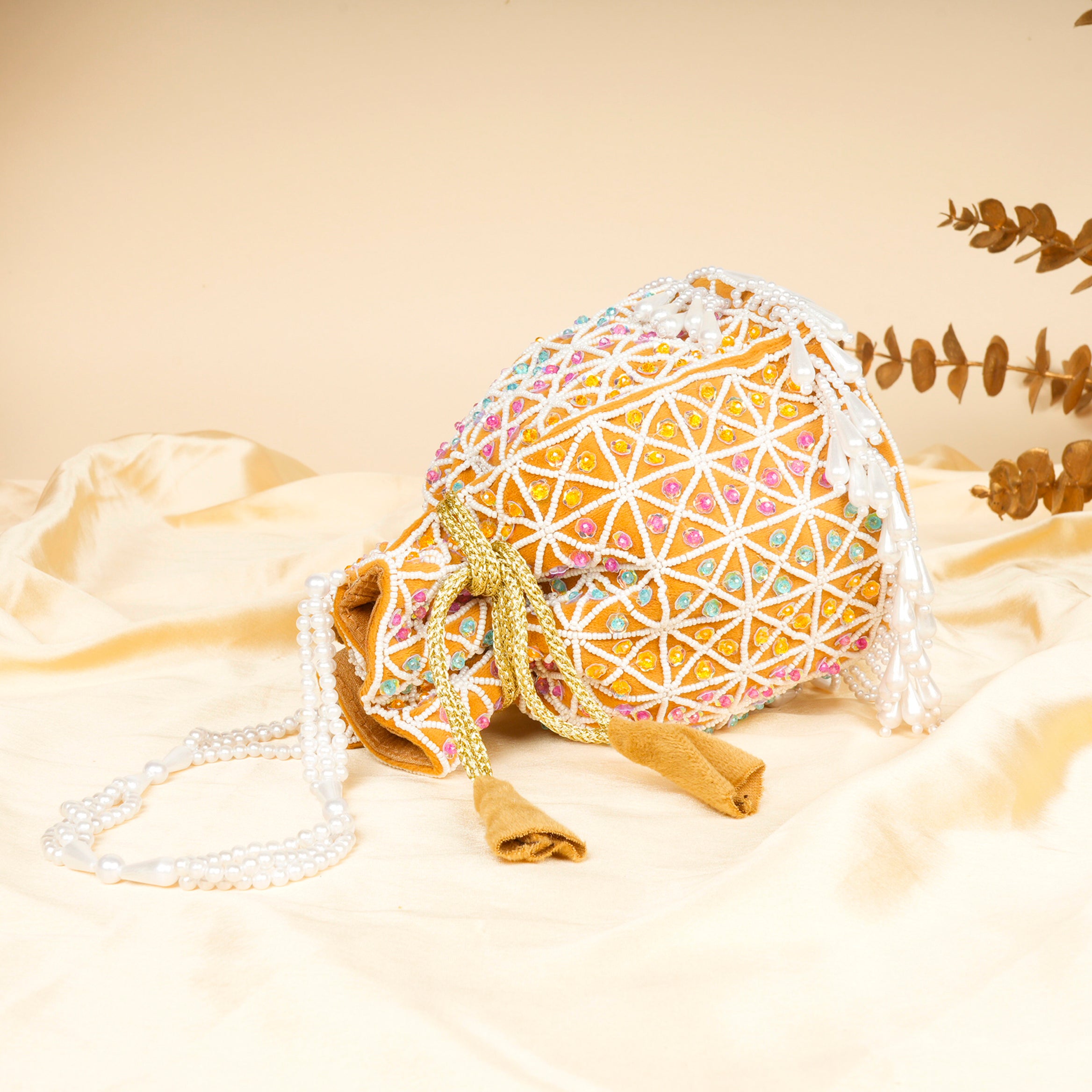 Festive Radiance Potli