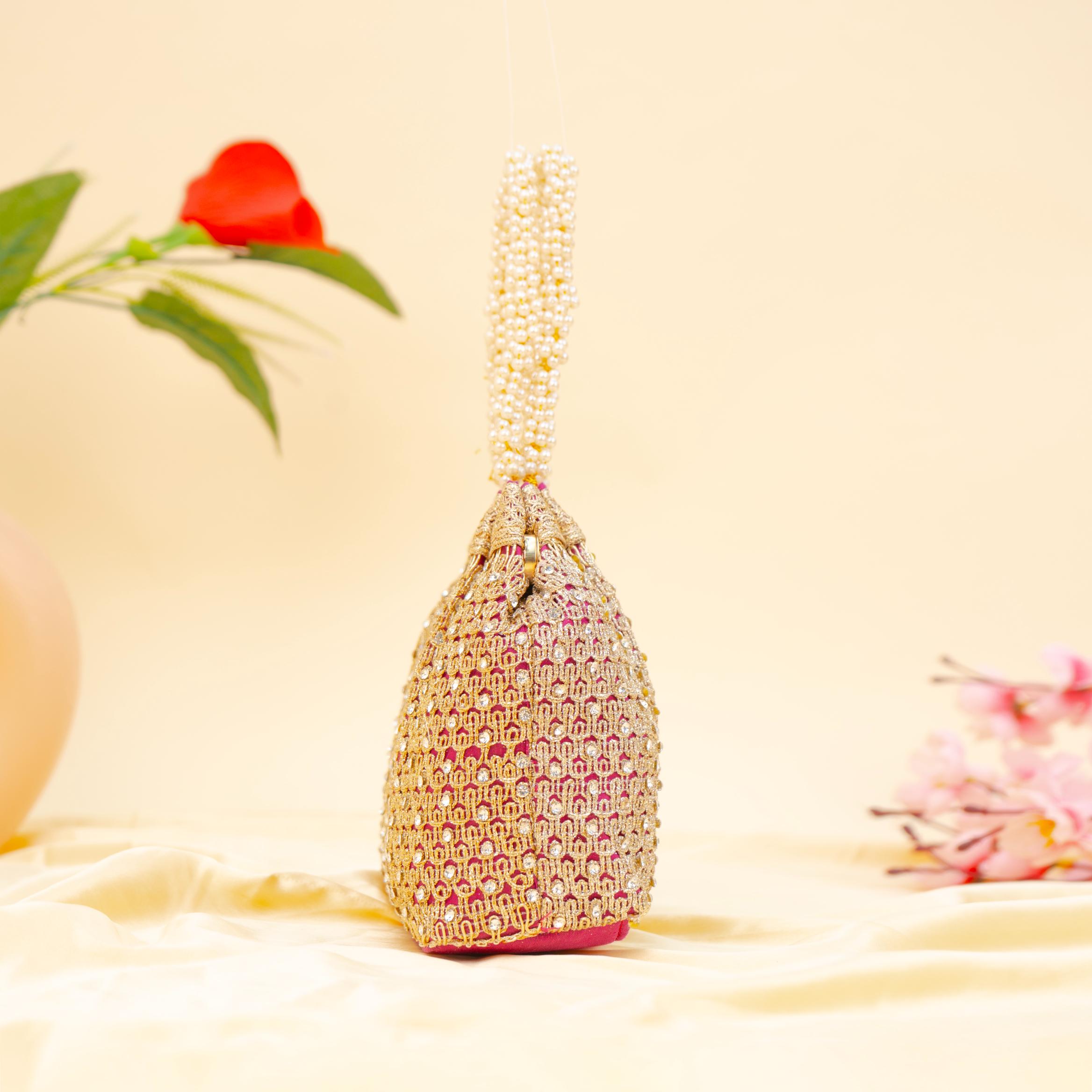 Pearl Mesh Glam Potli
