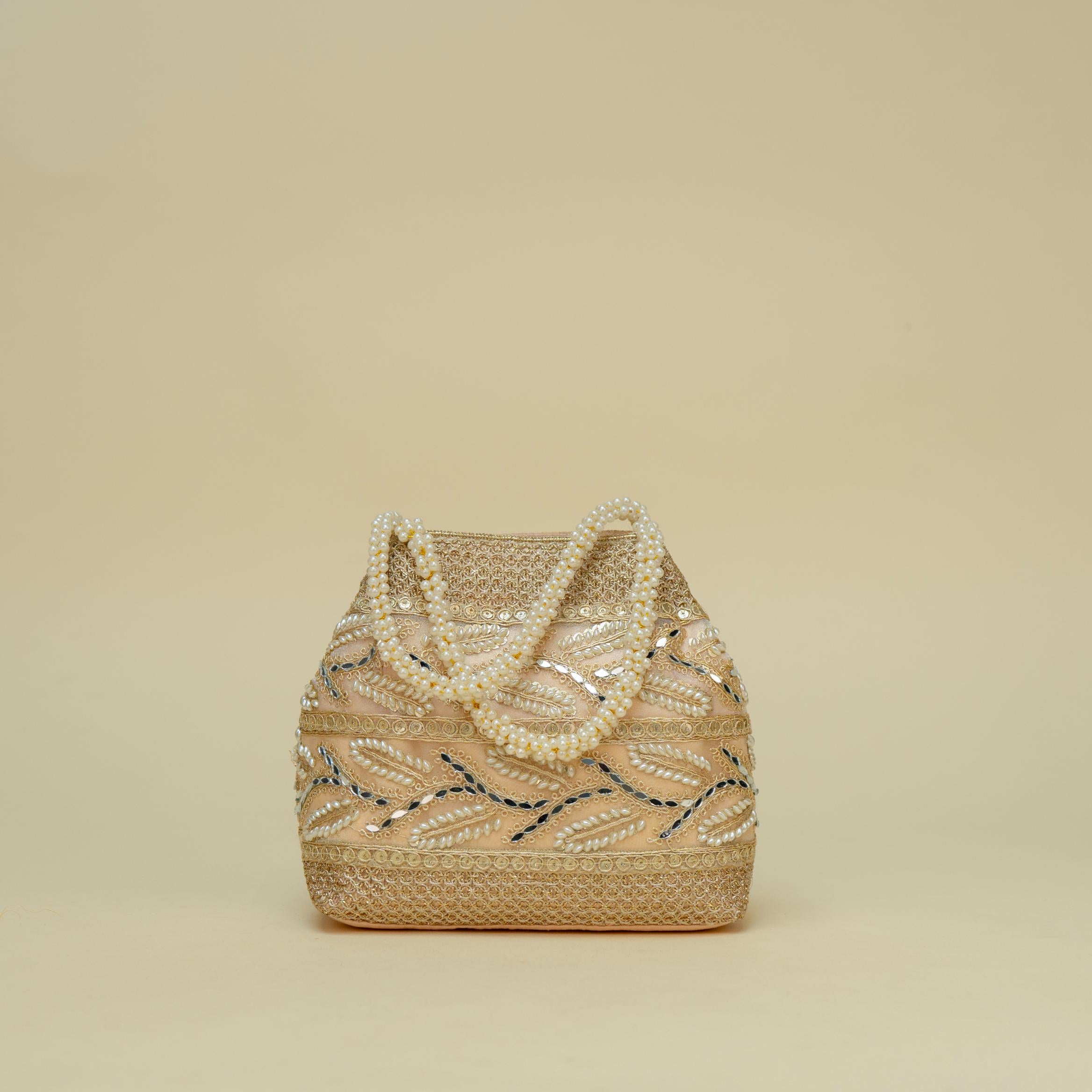 Ornate Handle Potli