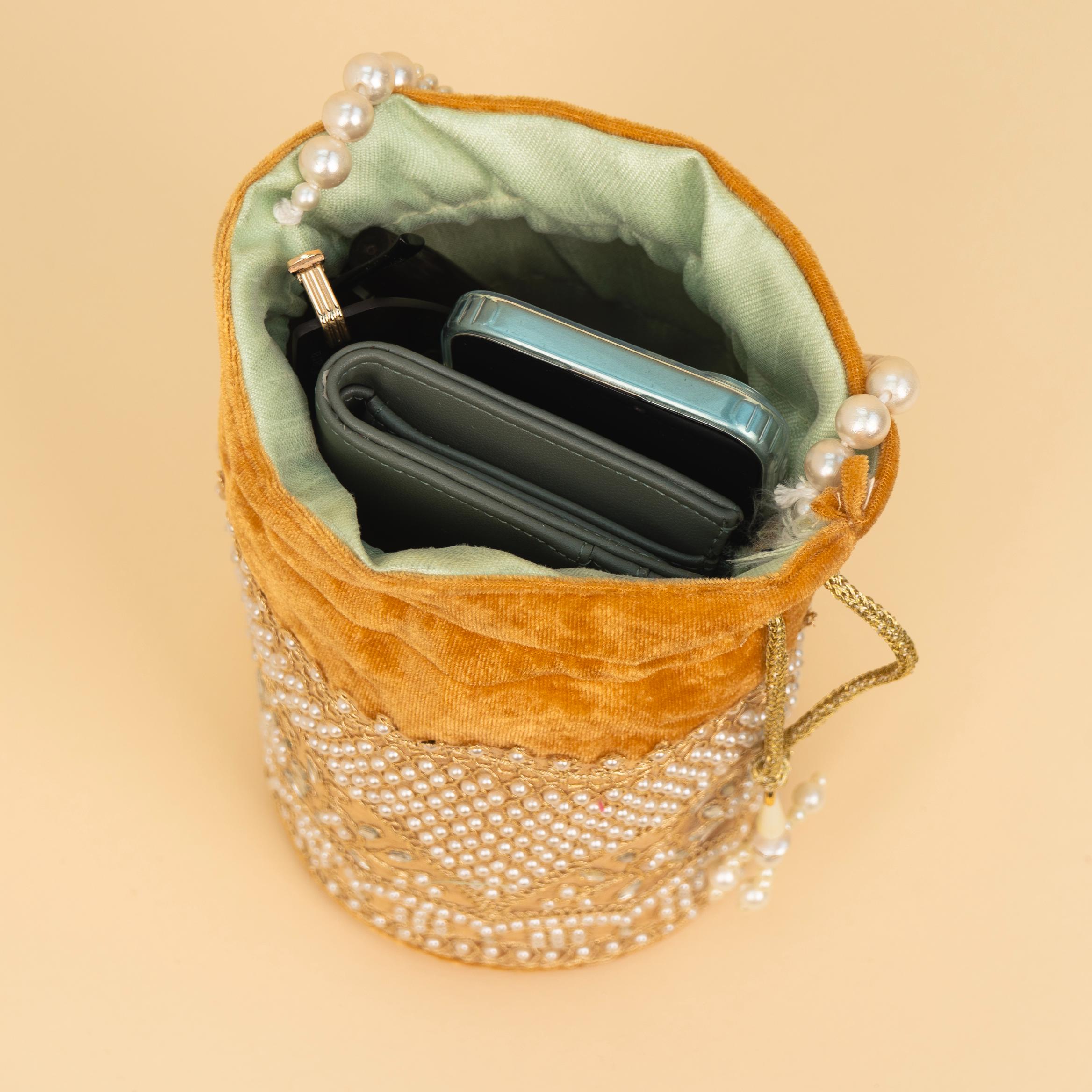 Mirror Pearl Legacy Potli
