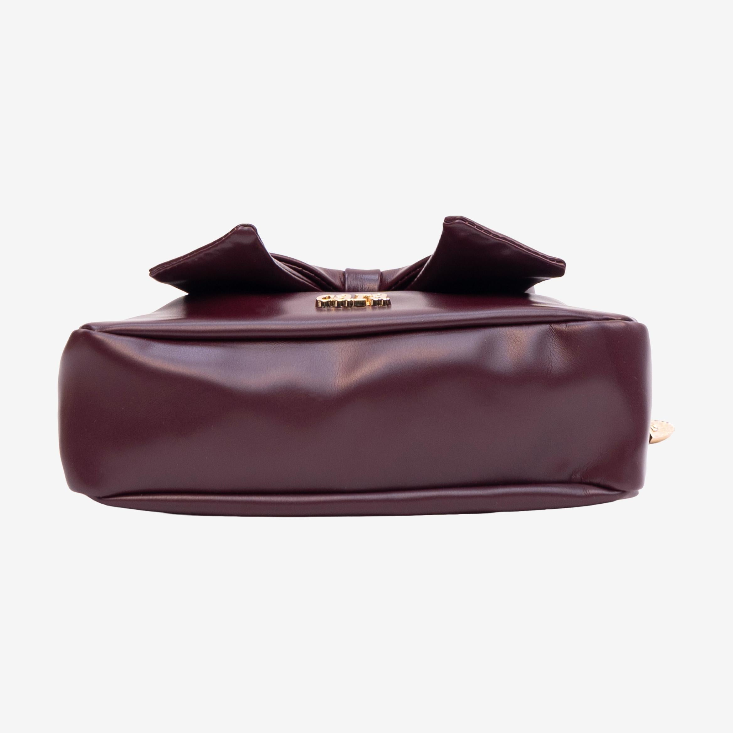 Pure Form Sling