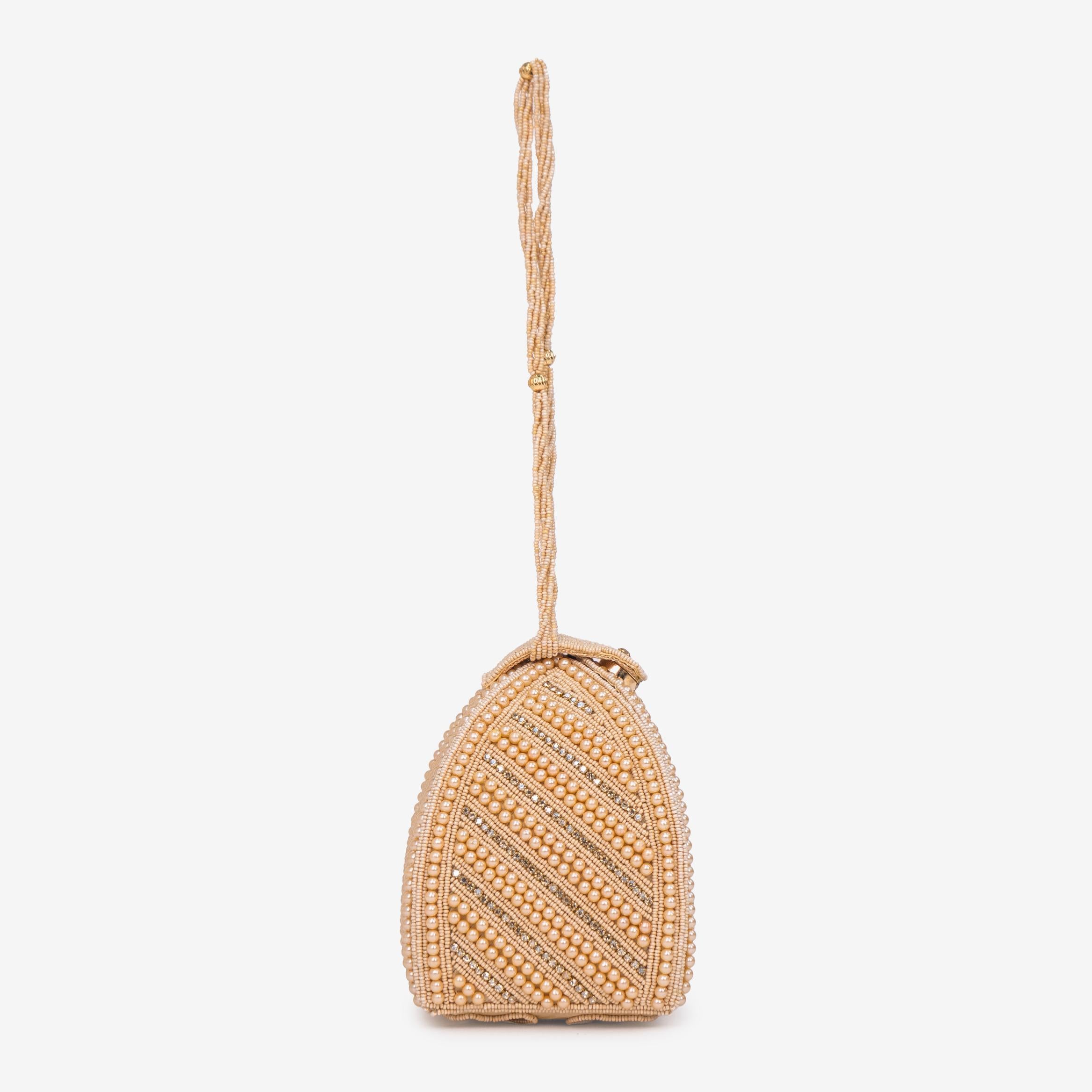 Linear Pearl Glam Potli