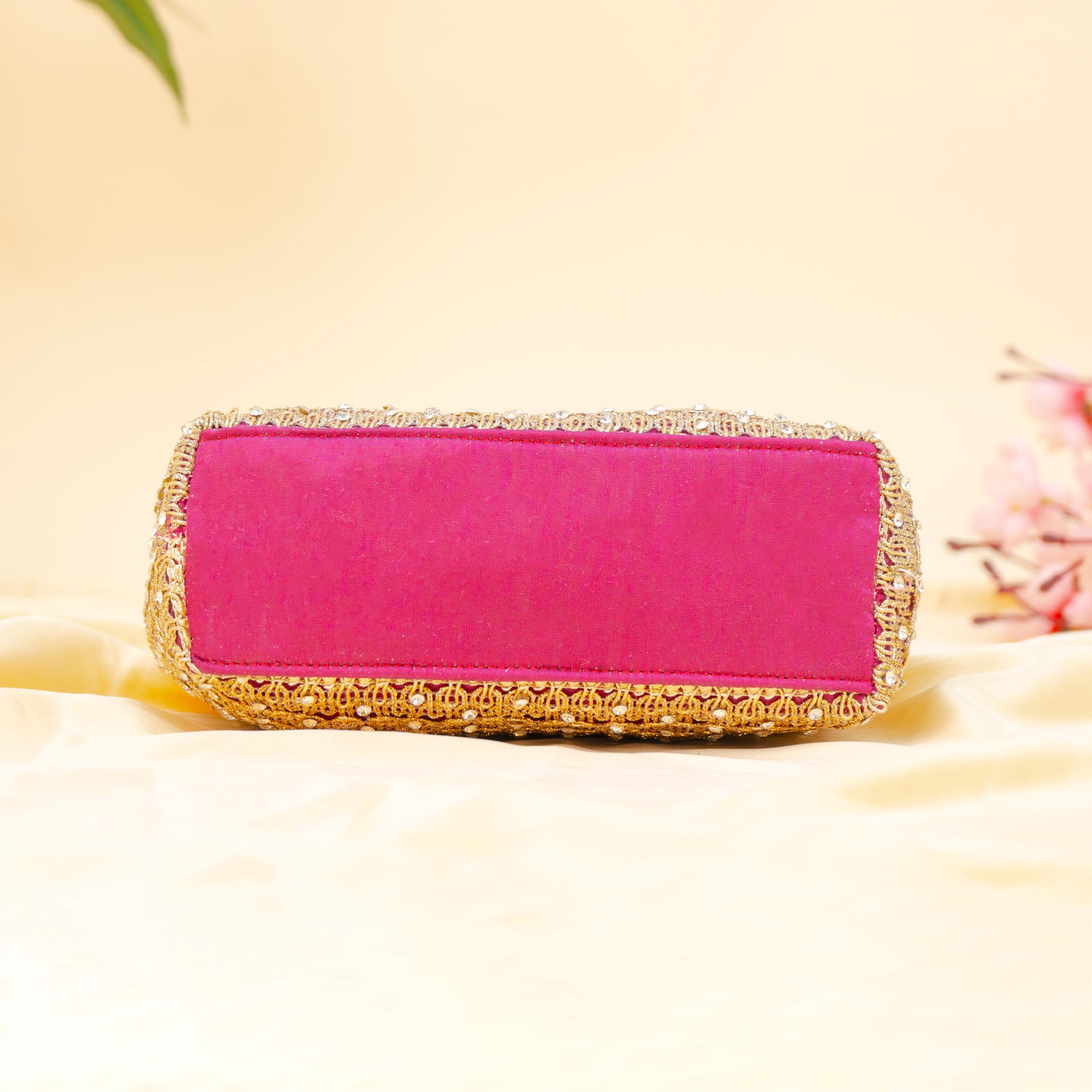 Pearl Mesh Glam Potli