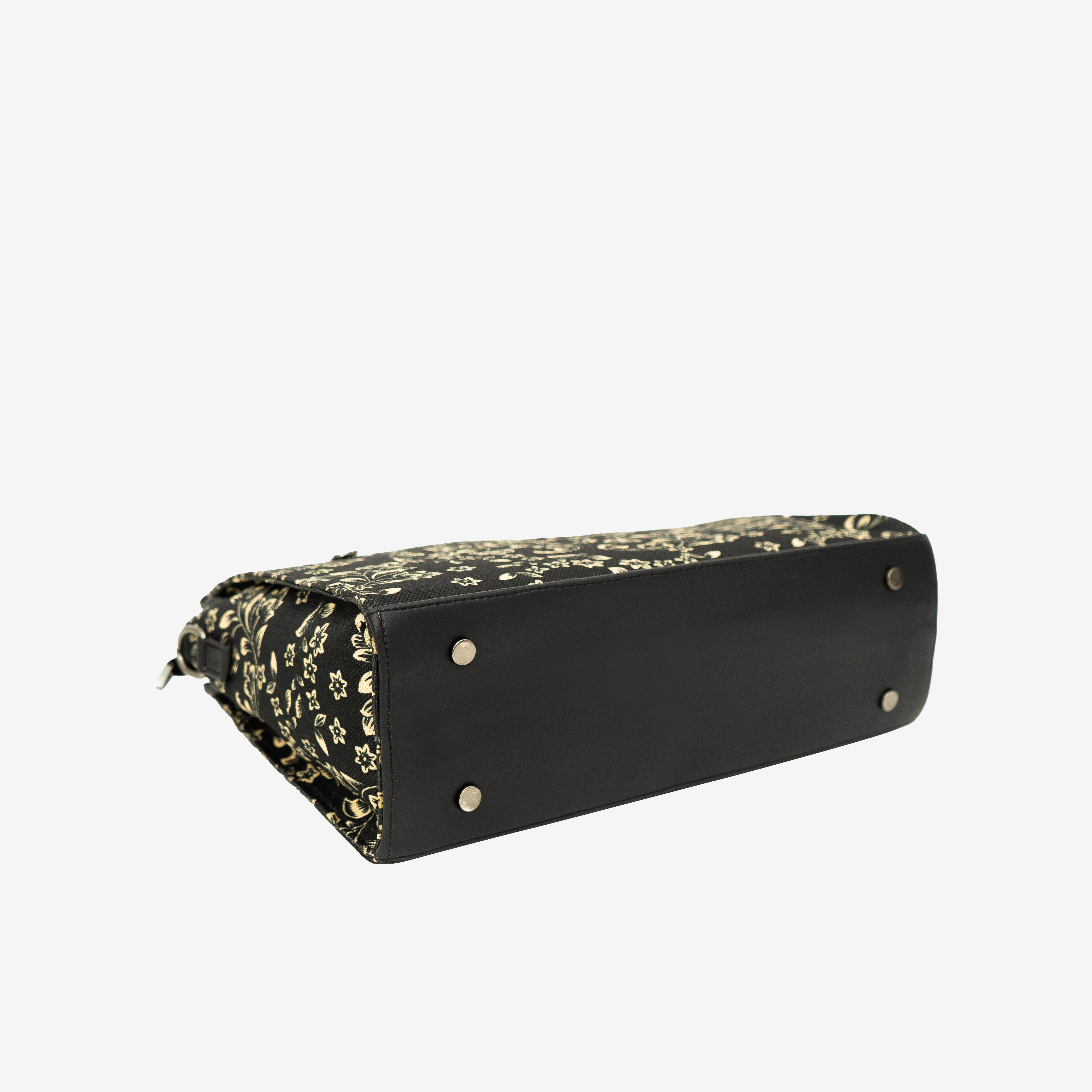Black Flawless Crafted handbag | Cara
