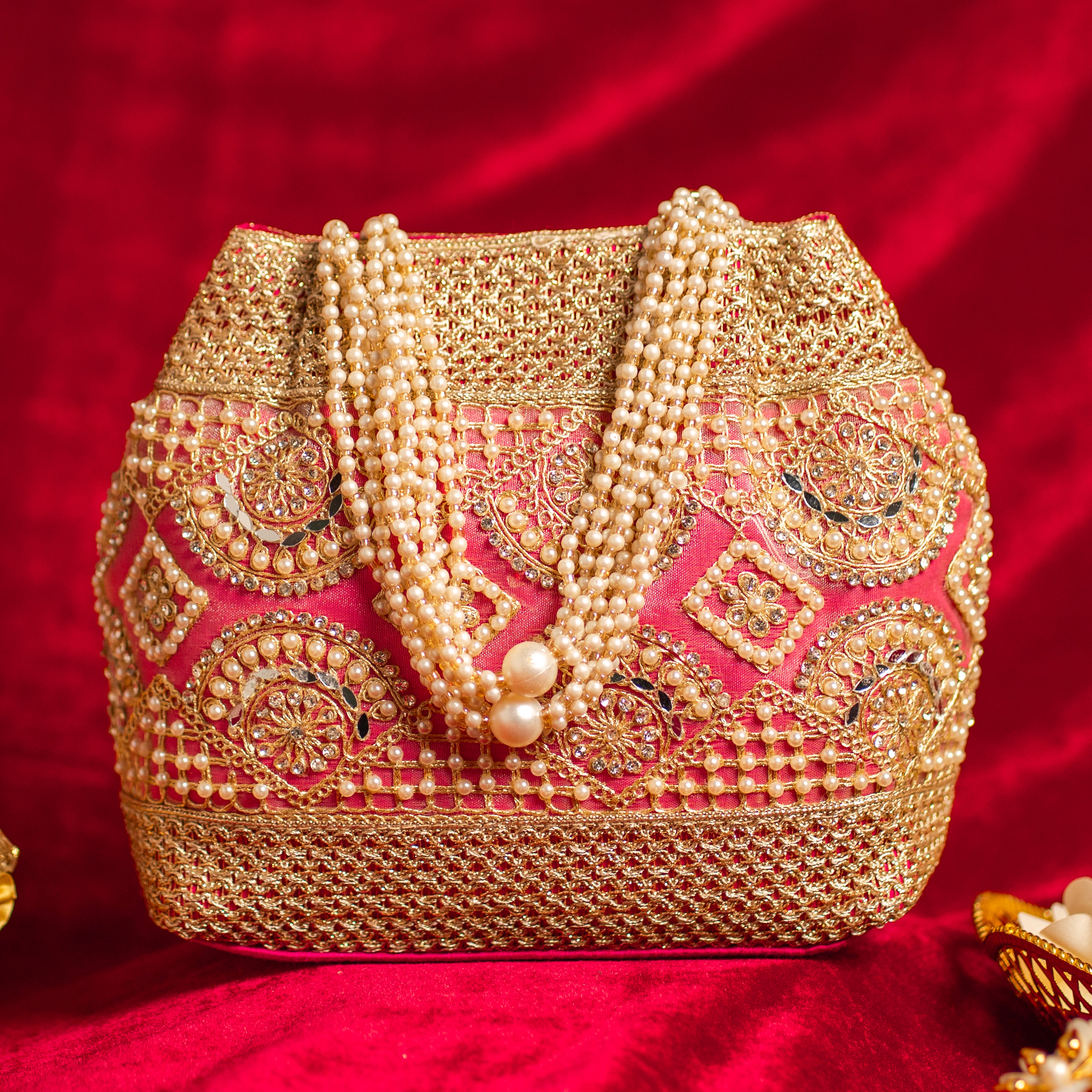 Noorani Pearl Potli
