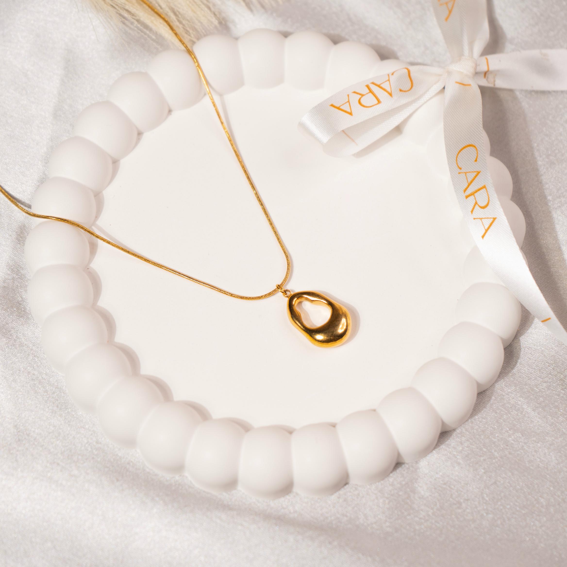 Oval Glow Necklace