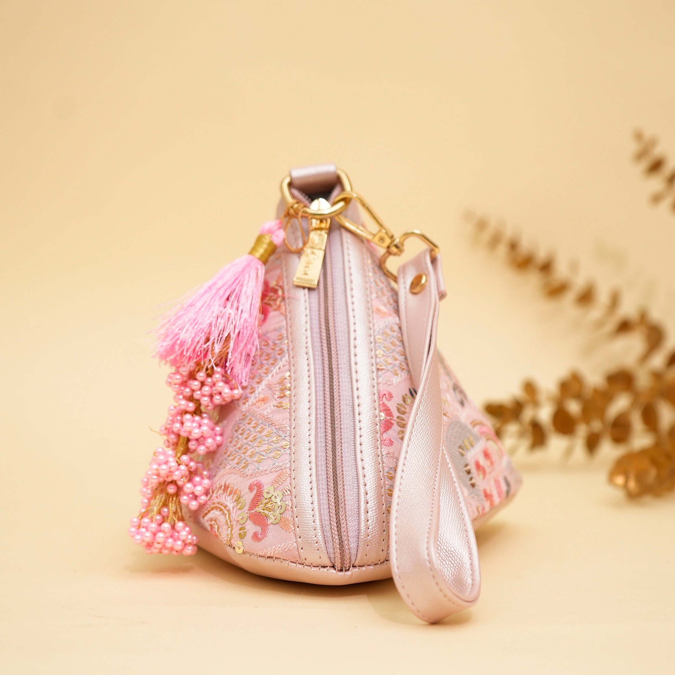 Tassel Bloom Potli | Cara