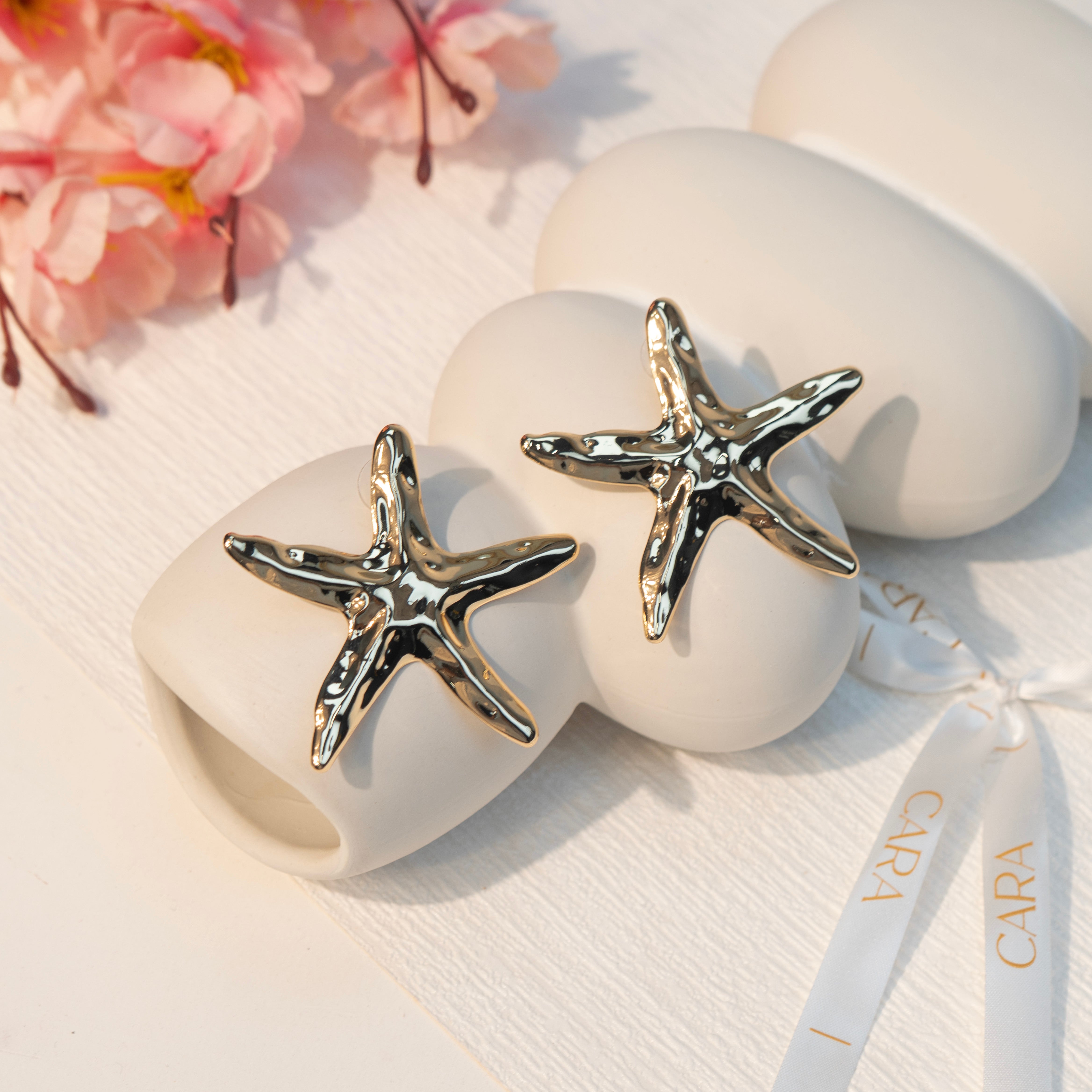 Soft Spark Earrings