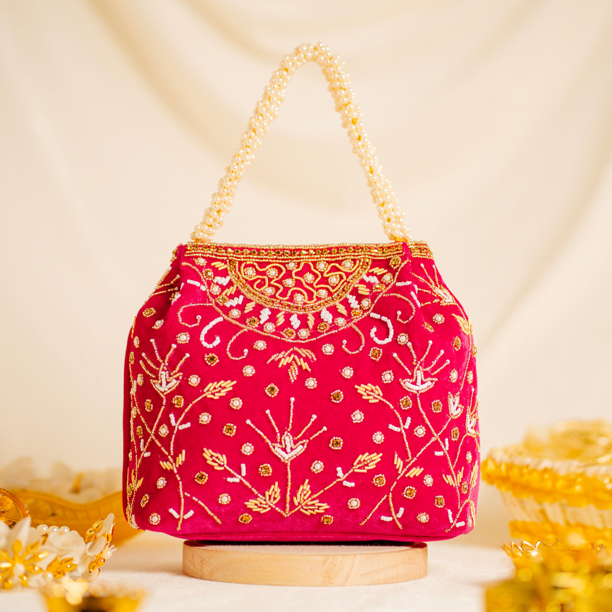 Bridal Pearlstone Velvet Potli