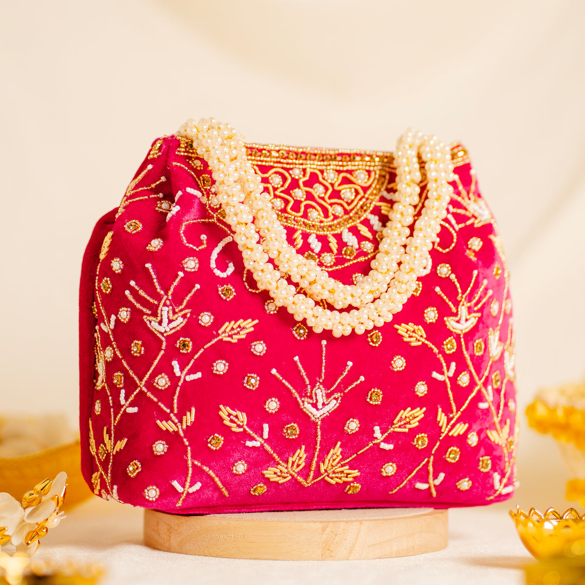 Bridal Pearlstone Velvet Potli