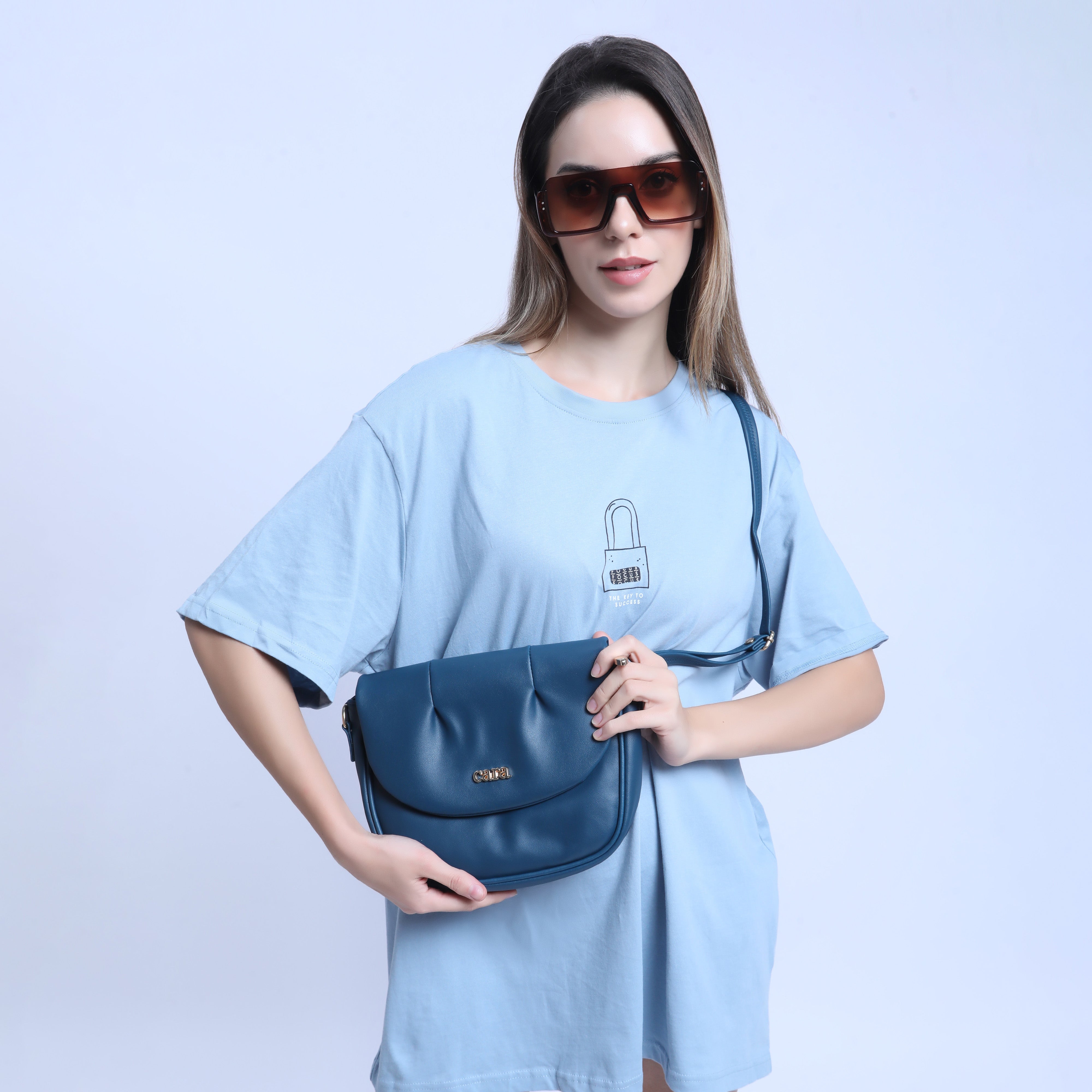 Crescent Moon SHINGBag | Cara