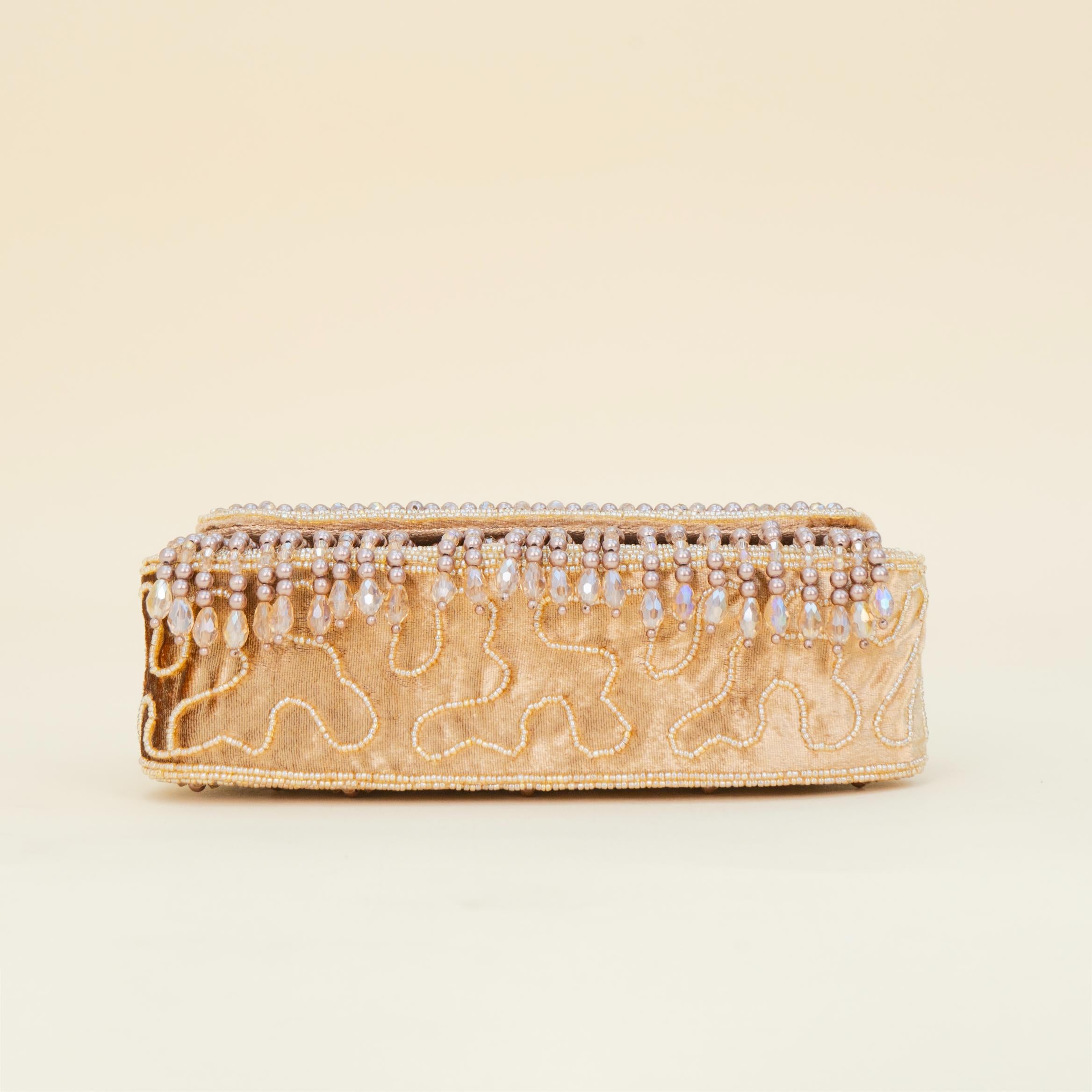 Retro Muse Pearl Bag