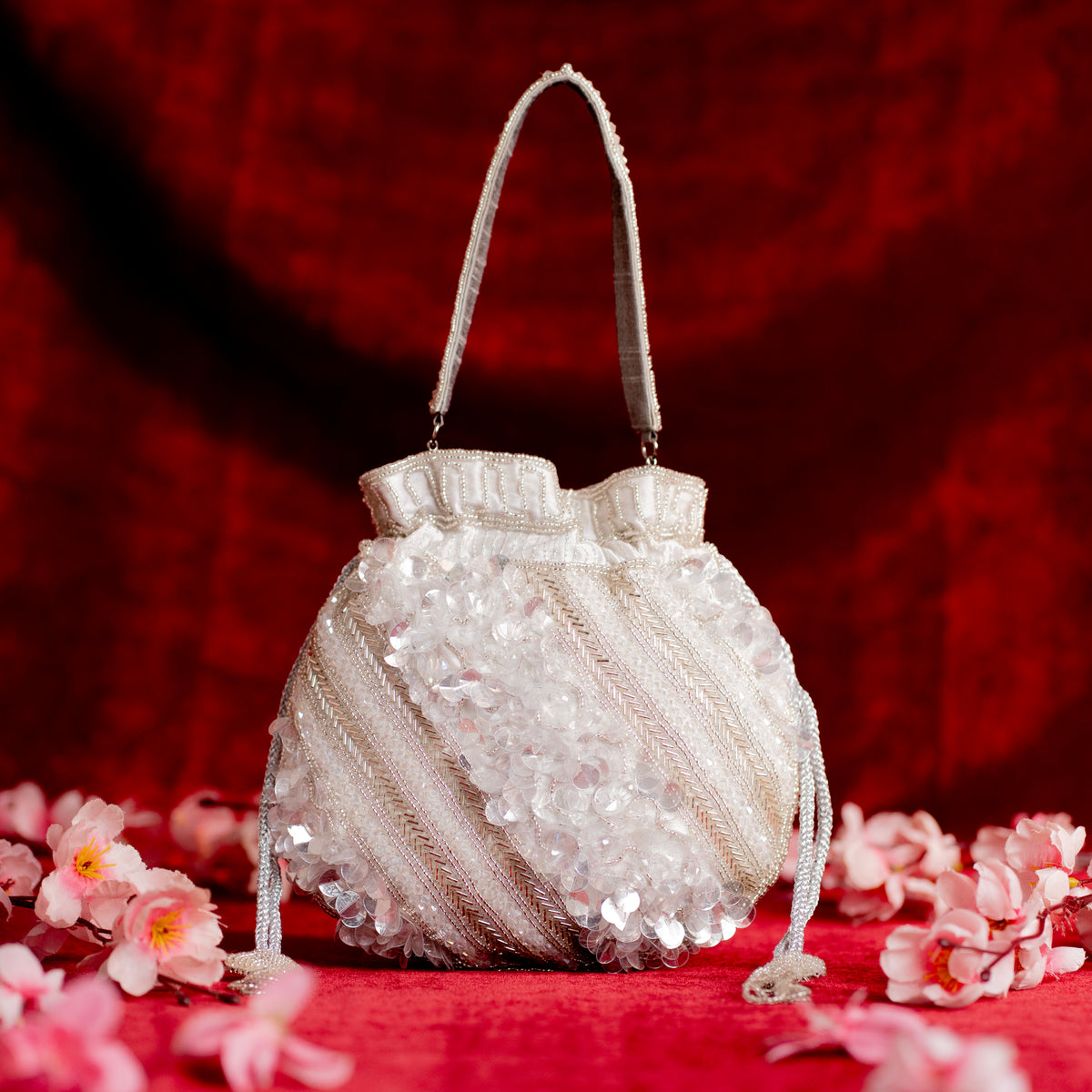 Celestial Oyster potli | cara