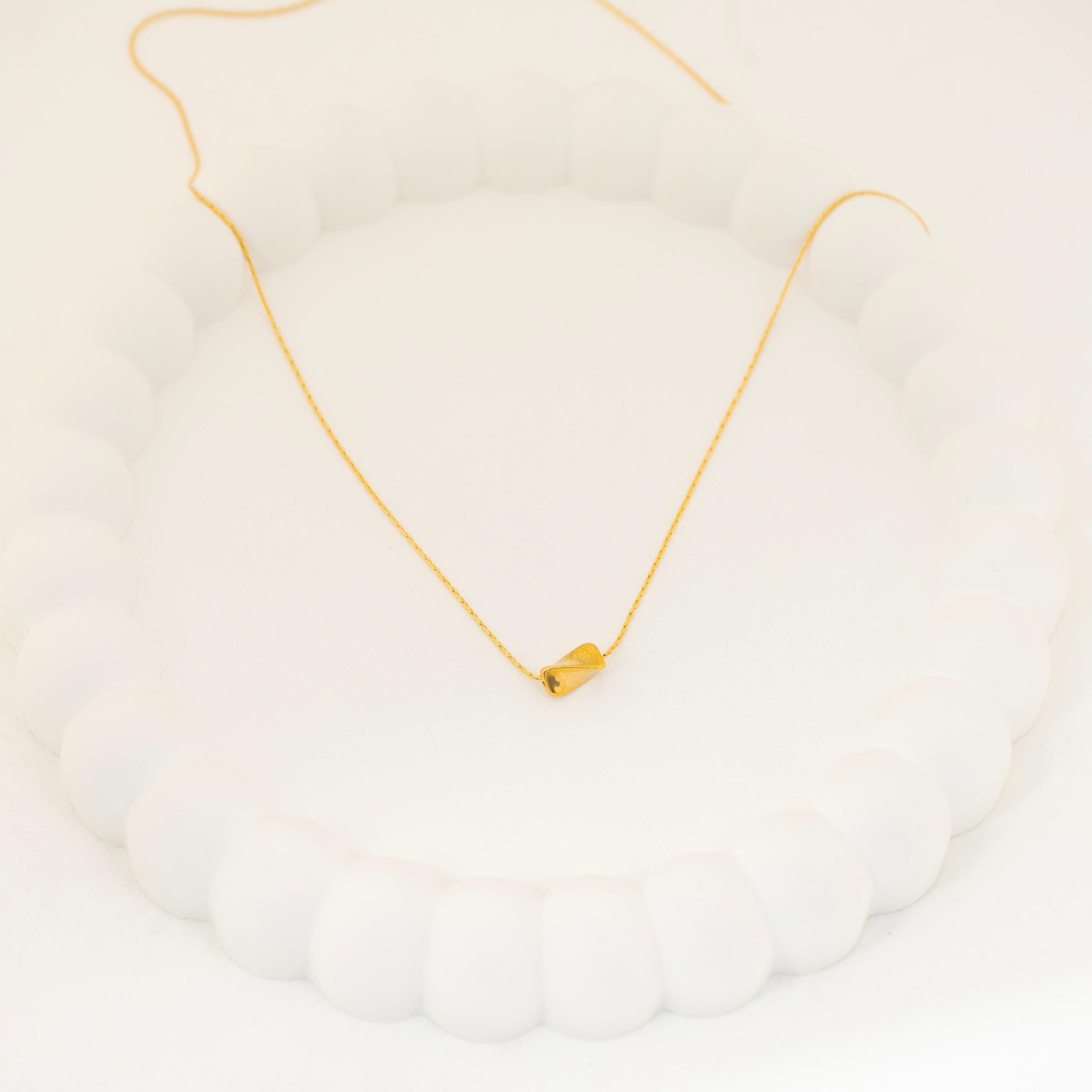 Serene Knot Necklace