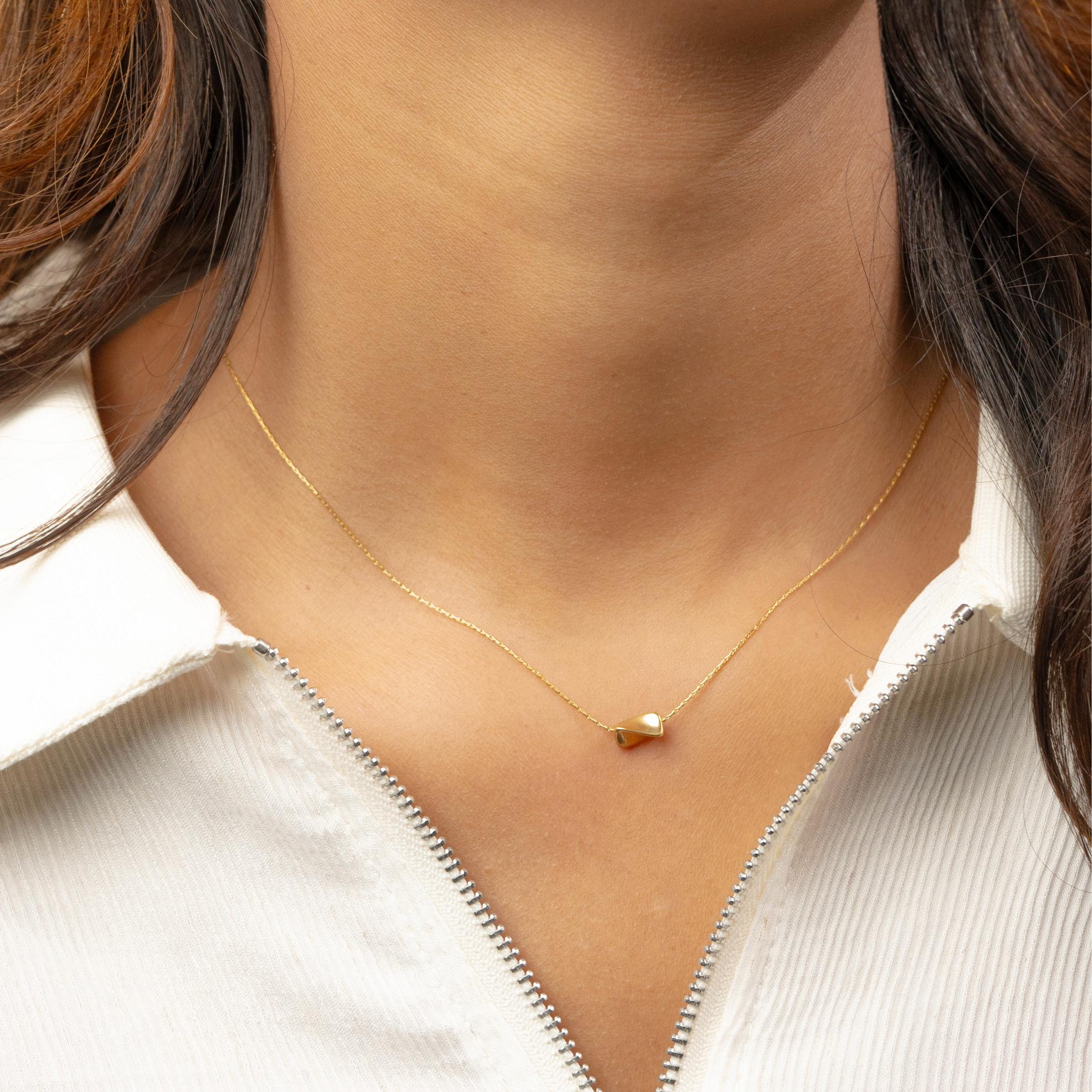 Serene Knot Necklace