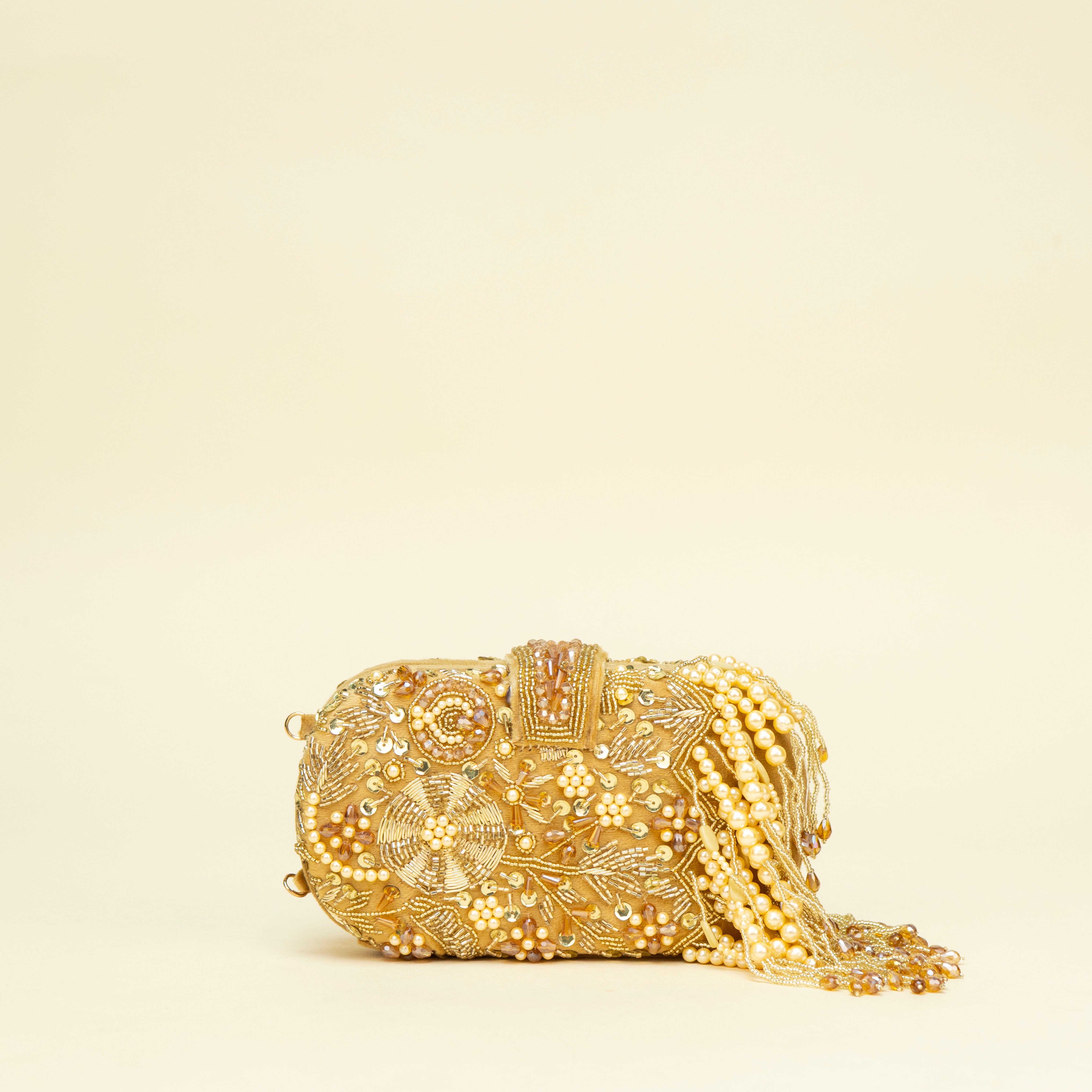 Pearl Aura Potli