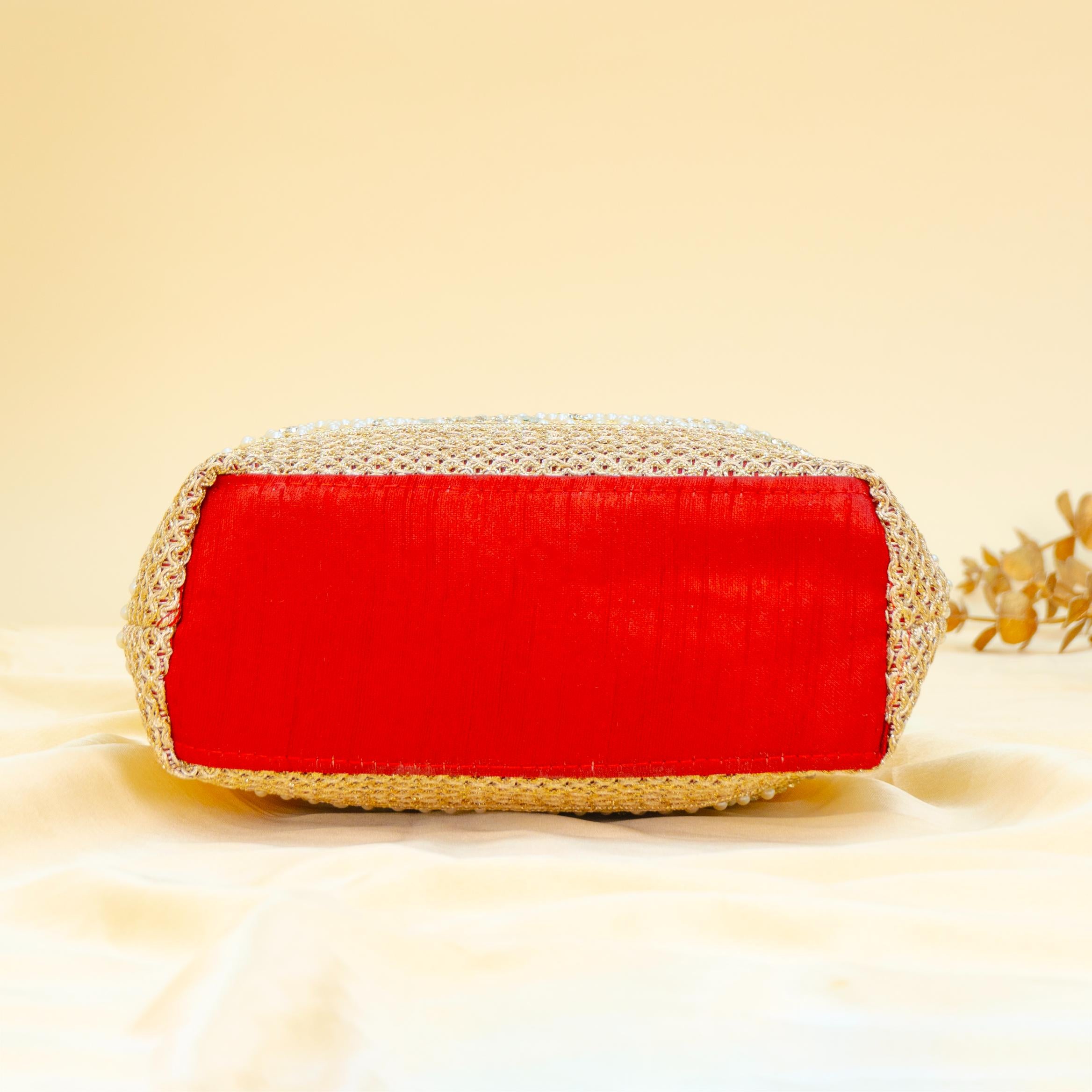 Noorani Pearl Potli