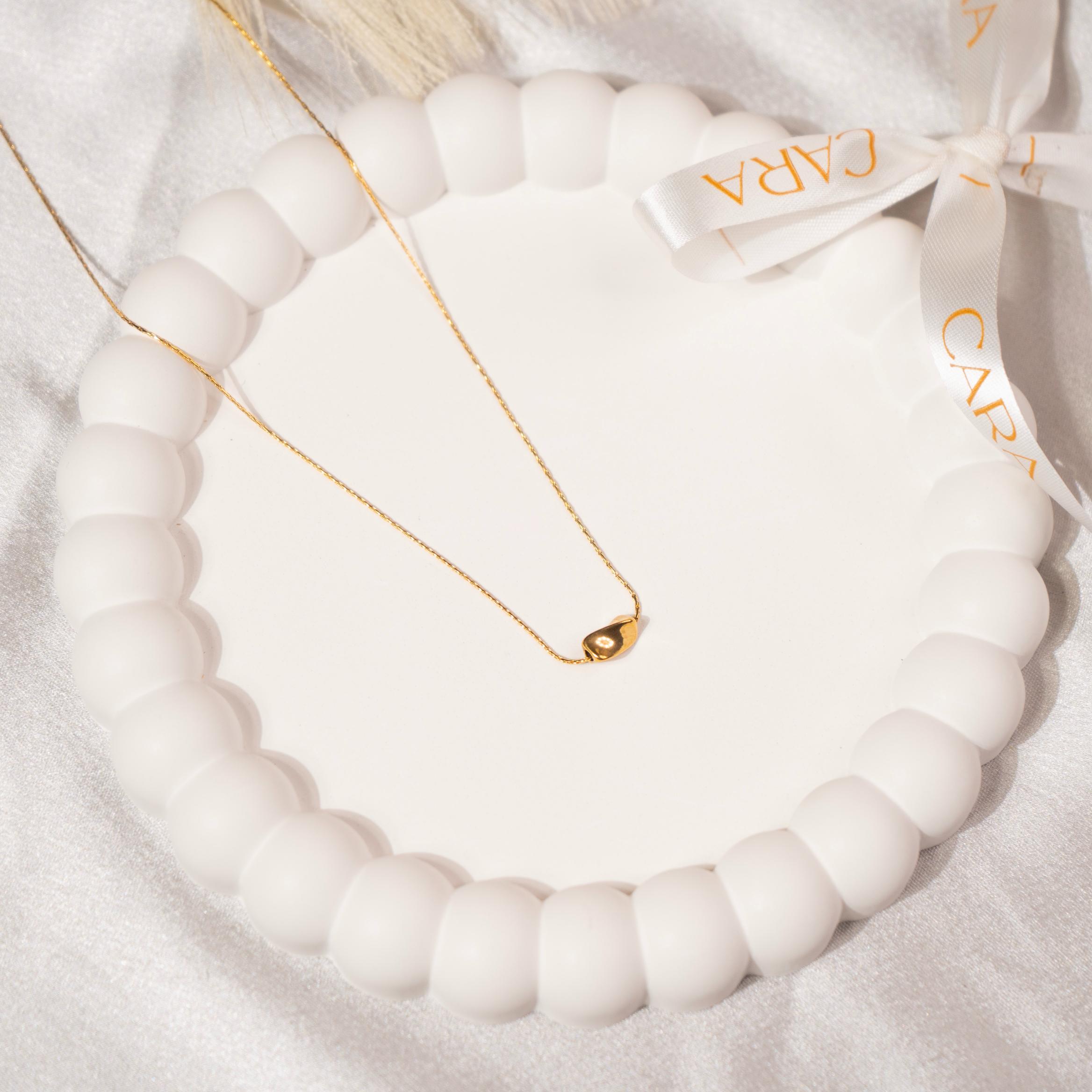 Serene Knot Necklace