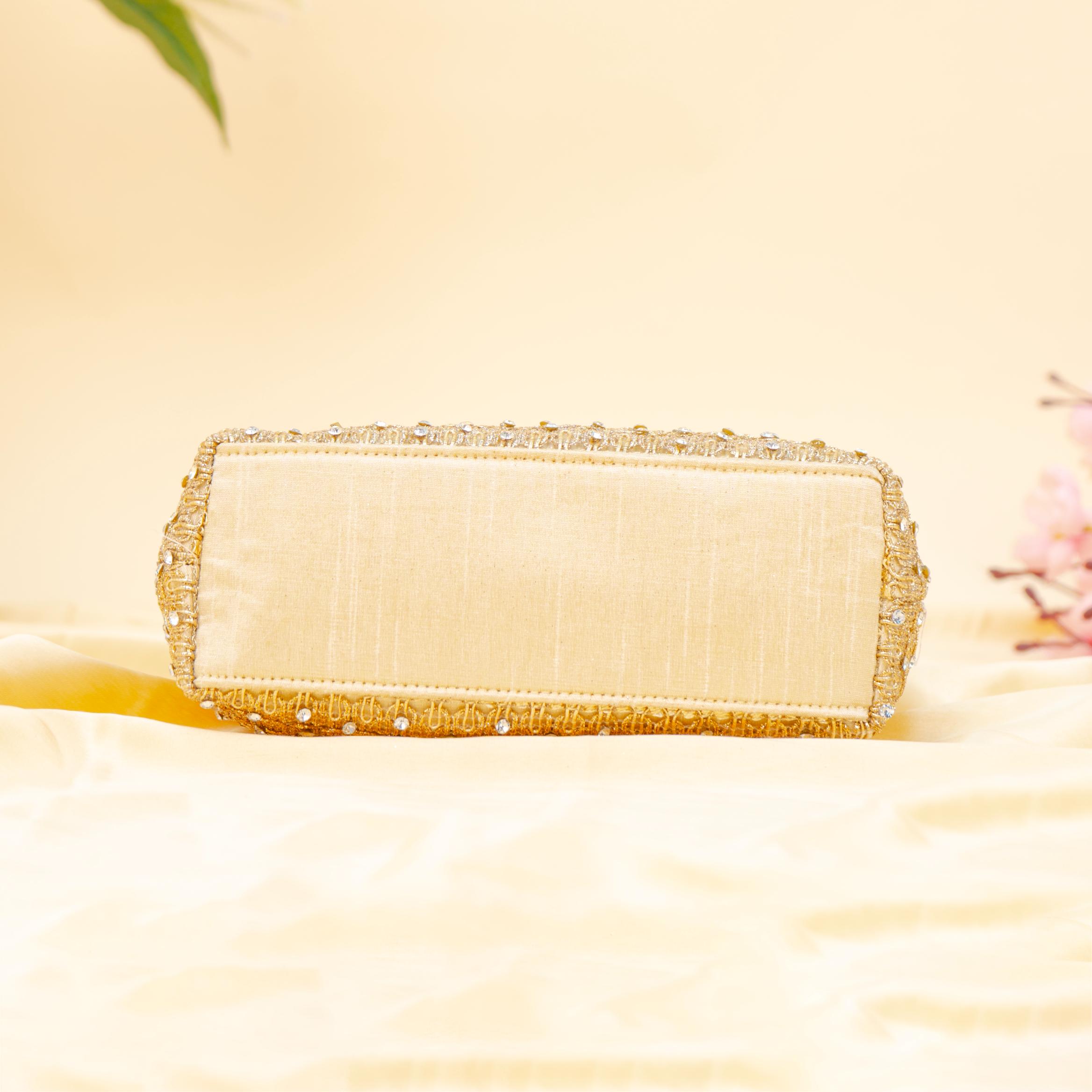 Pearl Mesh Glam Potli