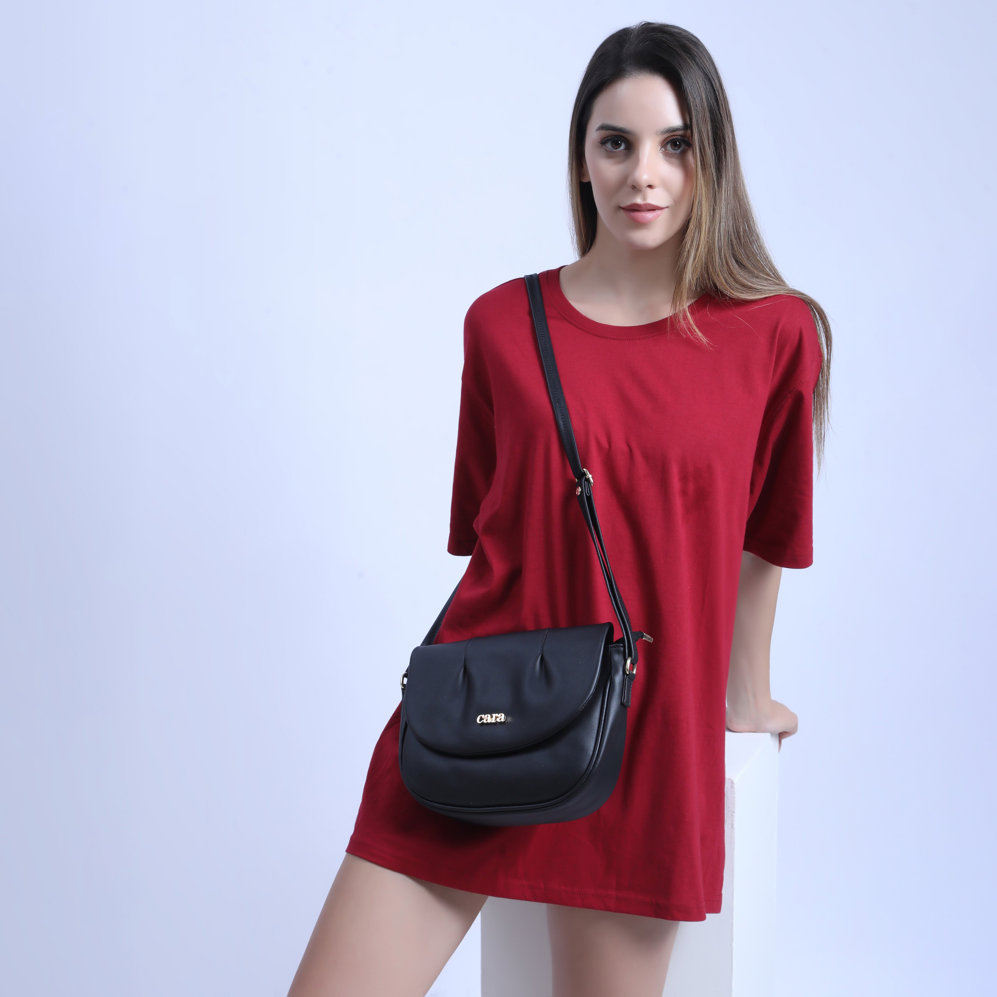 Crescent Moon SLINGBAG | Cara
