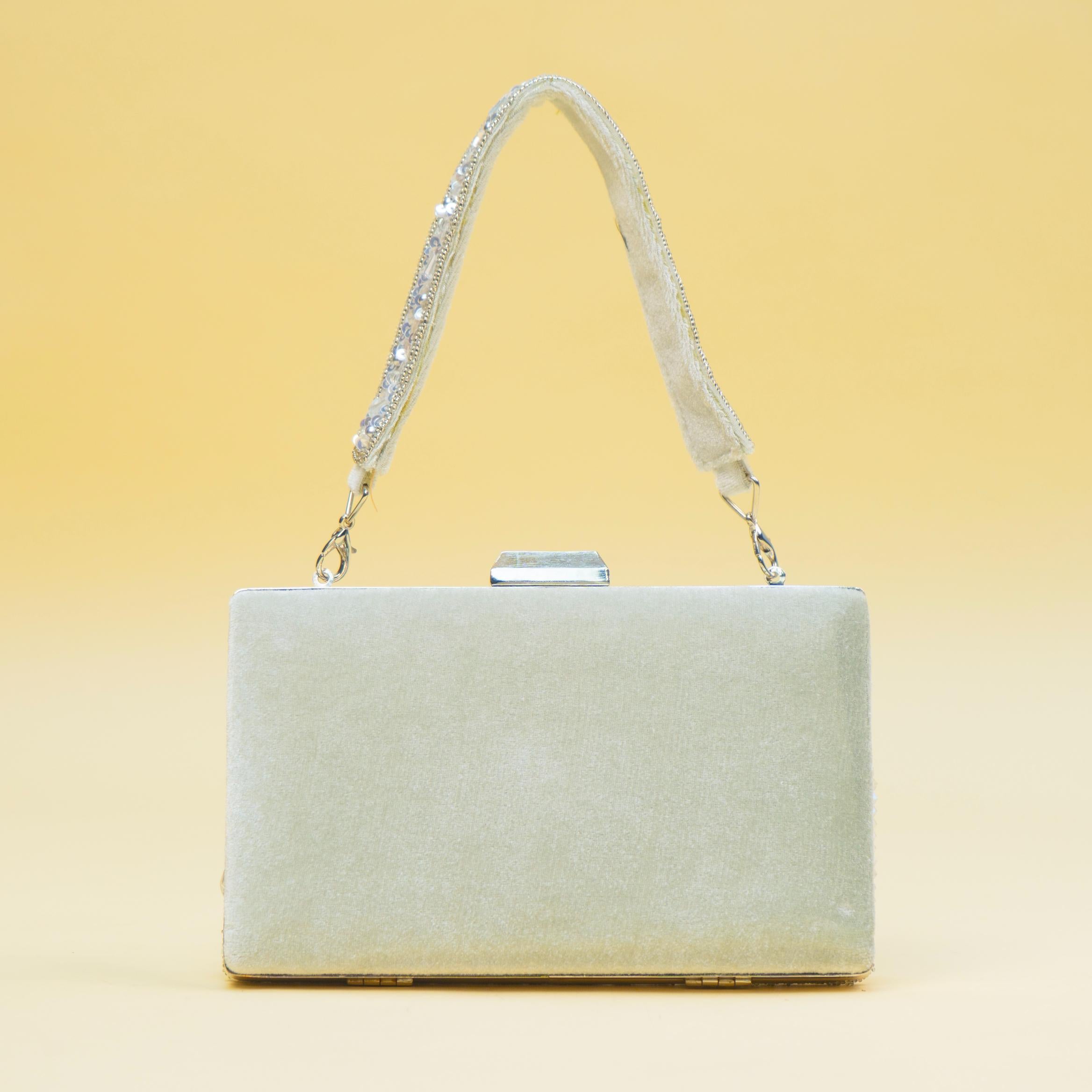 Timeless Pearl Gold Clutch