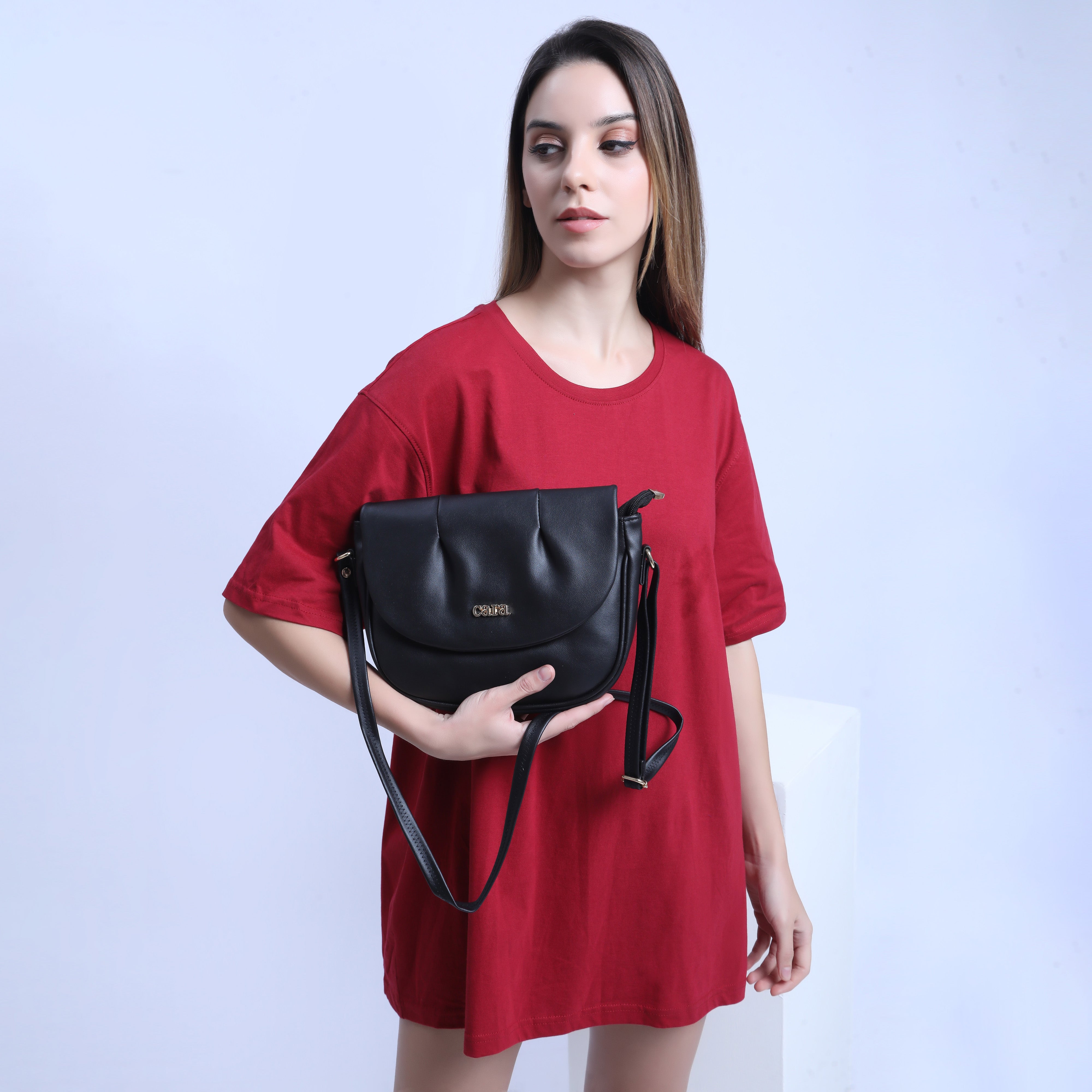 Crescent Moon SLINGBAG | Cara