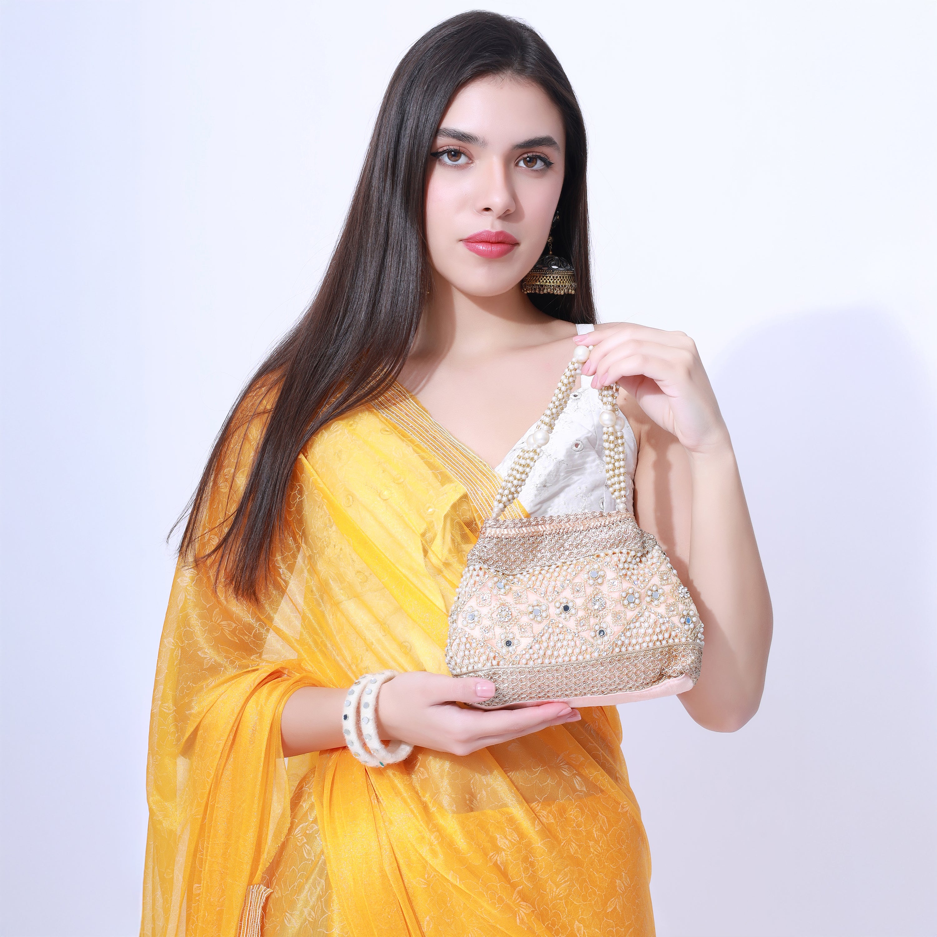 Pearl Elegance Potli