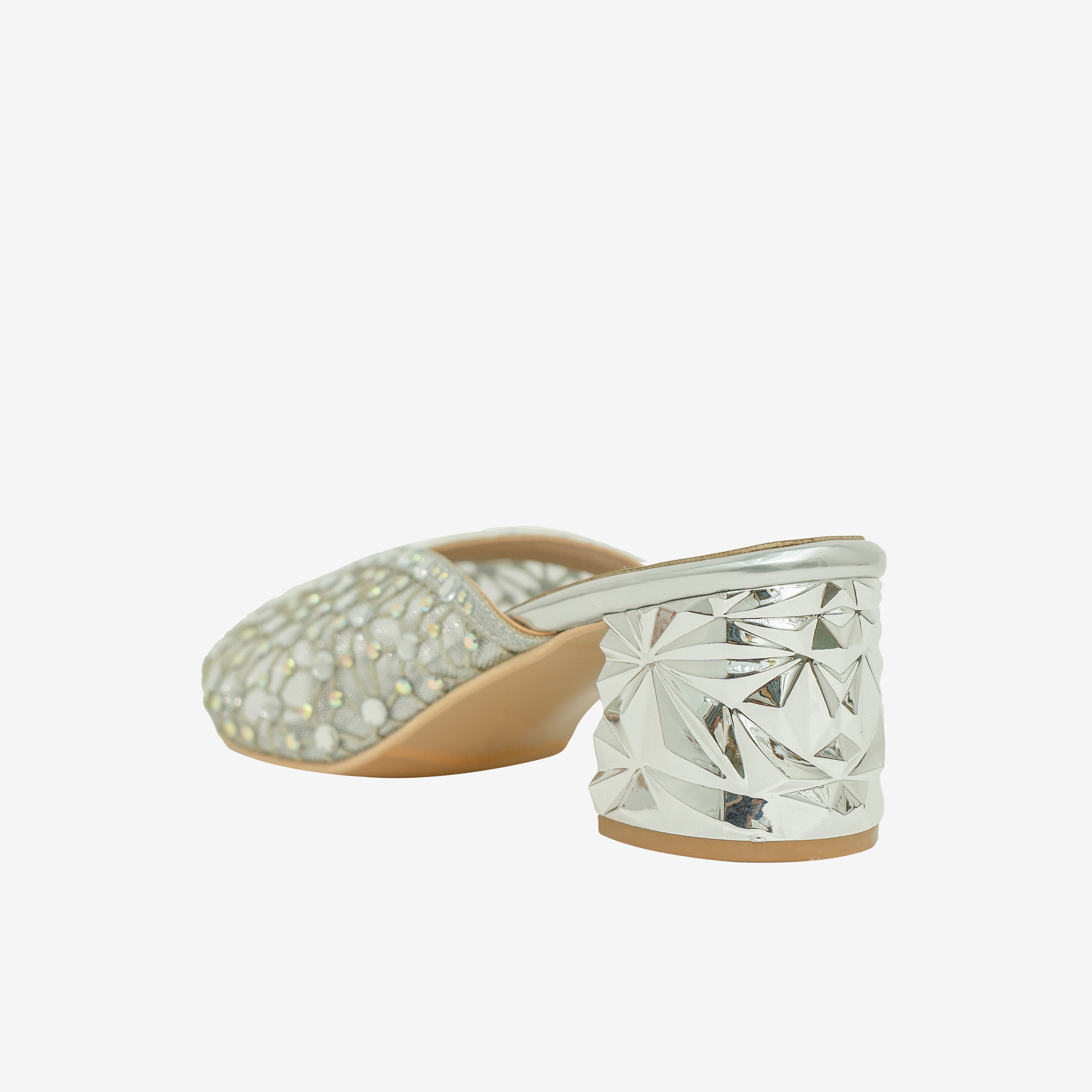 SILVER Radiance Walk | Cara