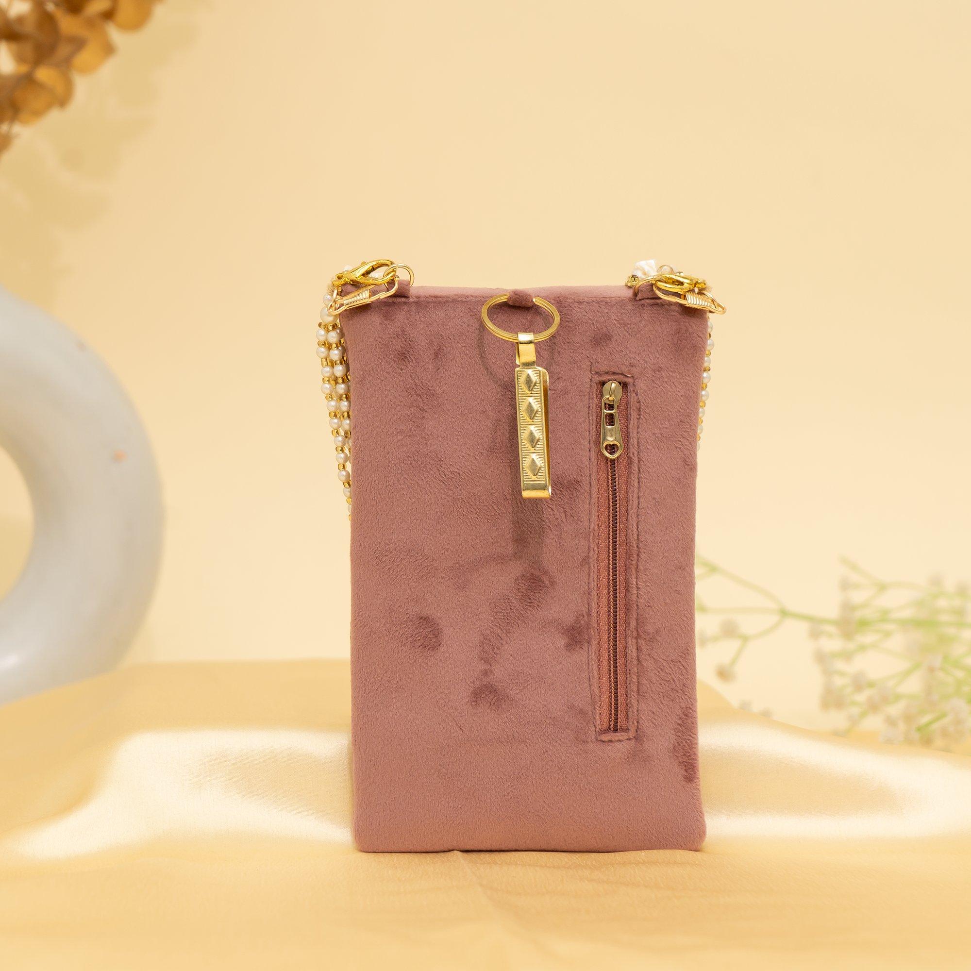 Velvet Pearl Mobile Sling| cara