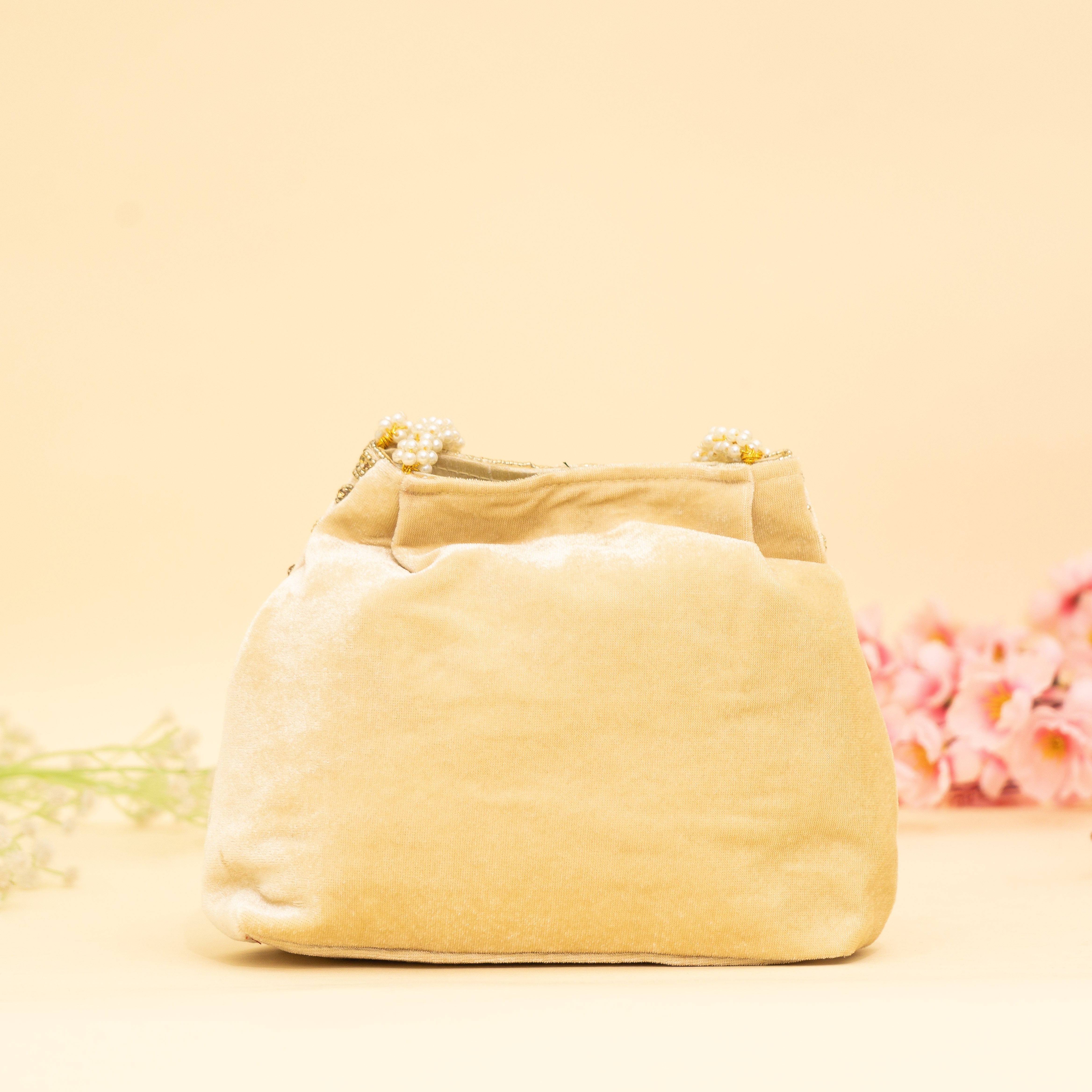 Cream Bridal Pearlstone Velvet Potli