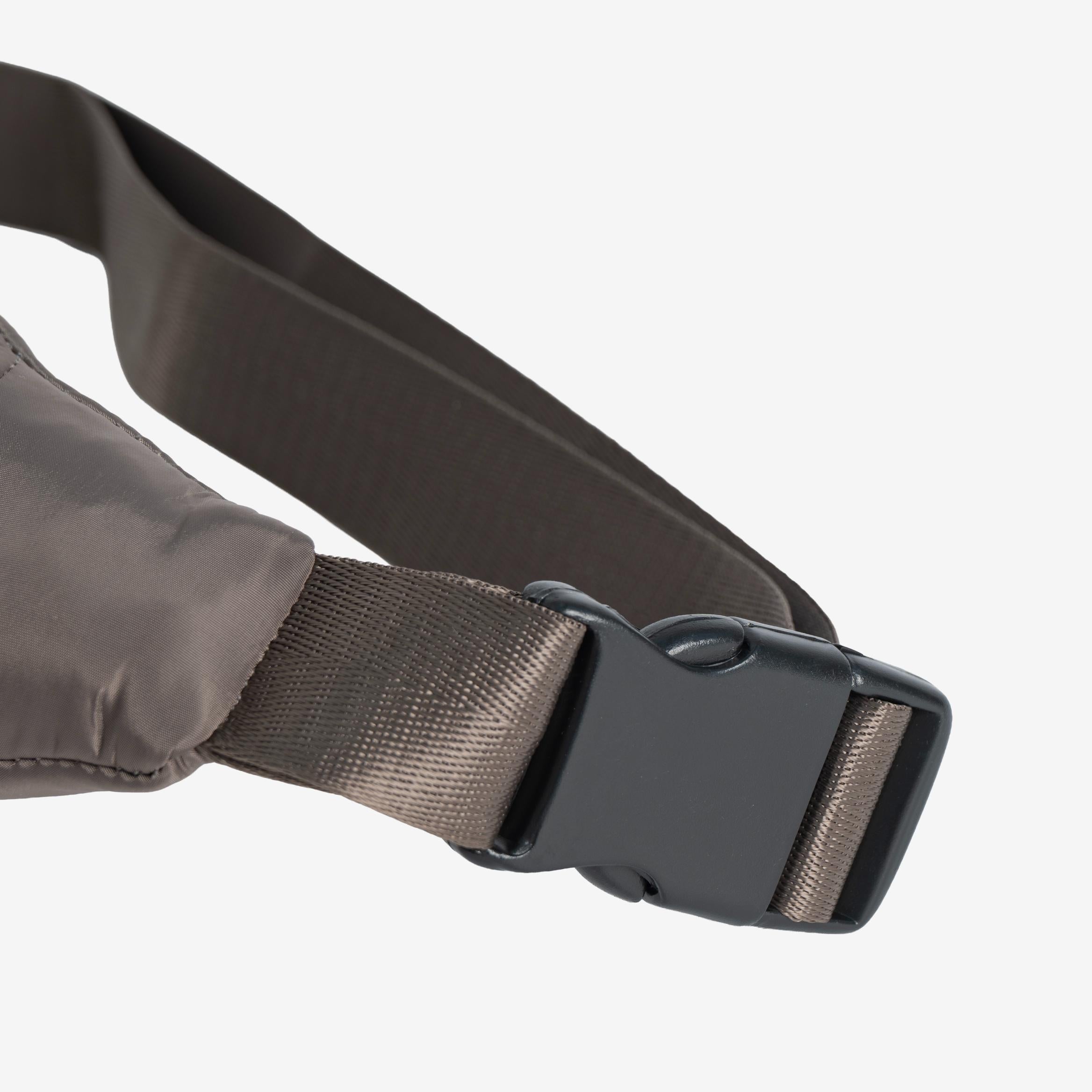 Mirage Street Pouch