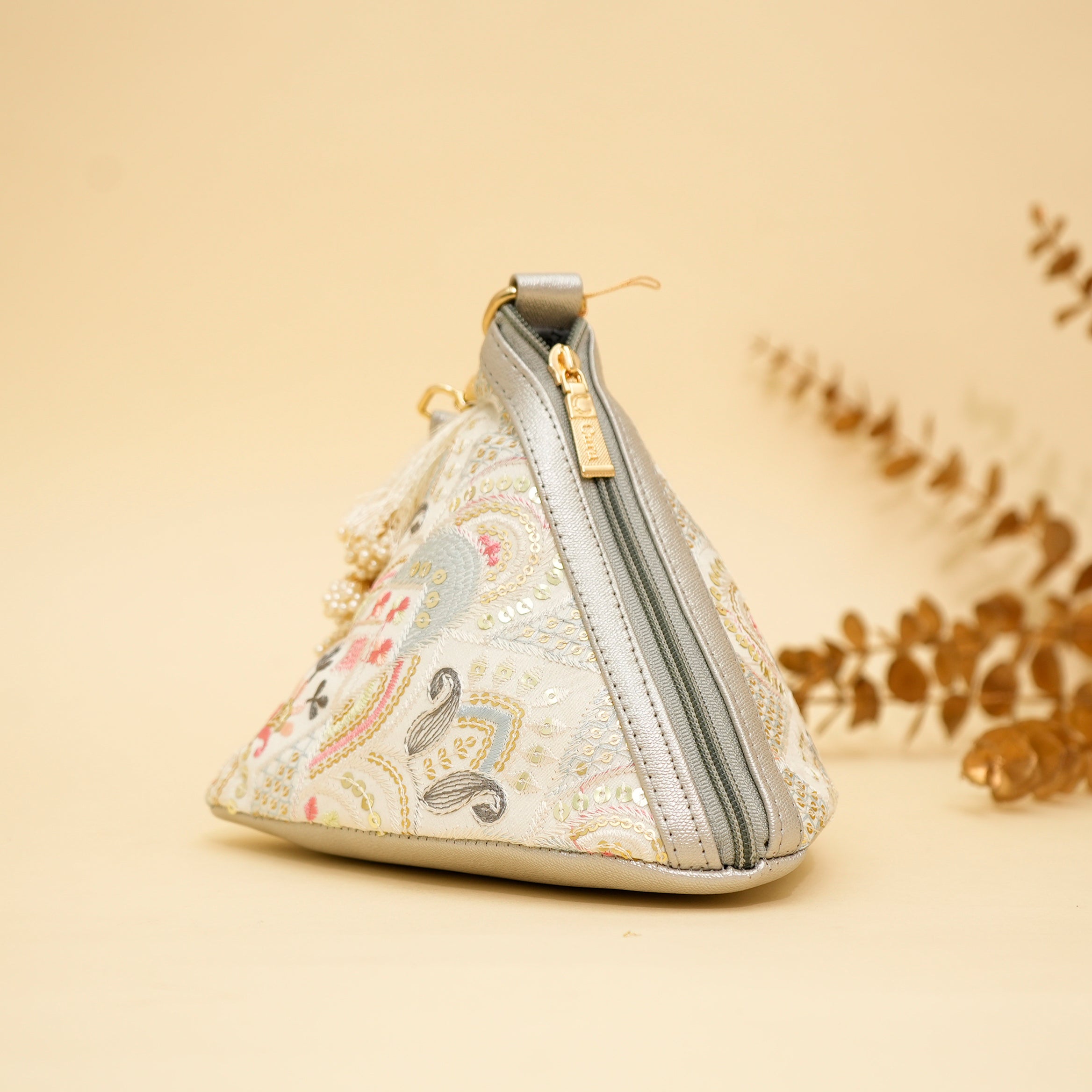 Tassel Bloom Potli | Cara