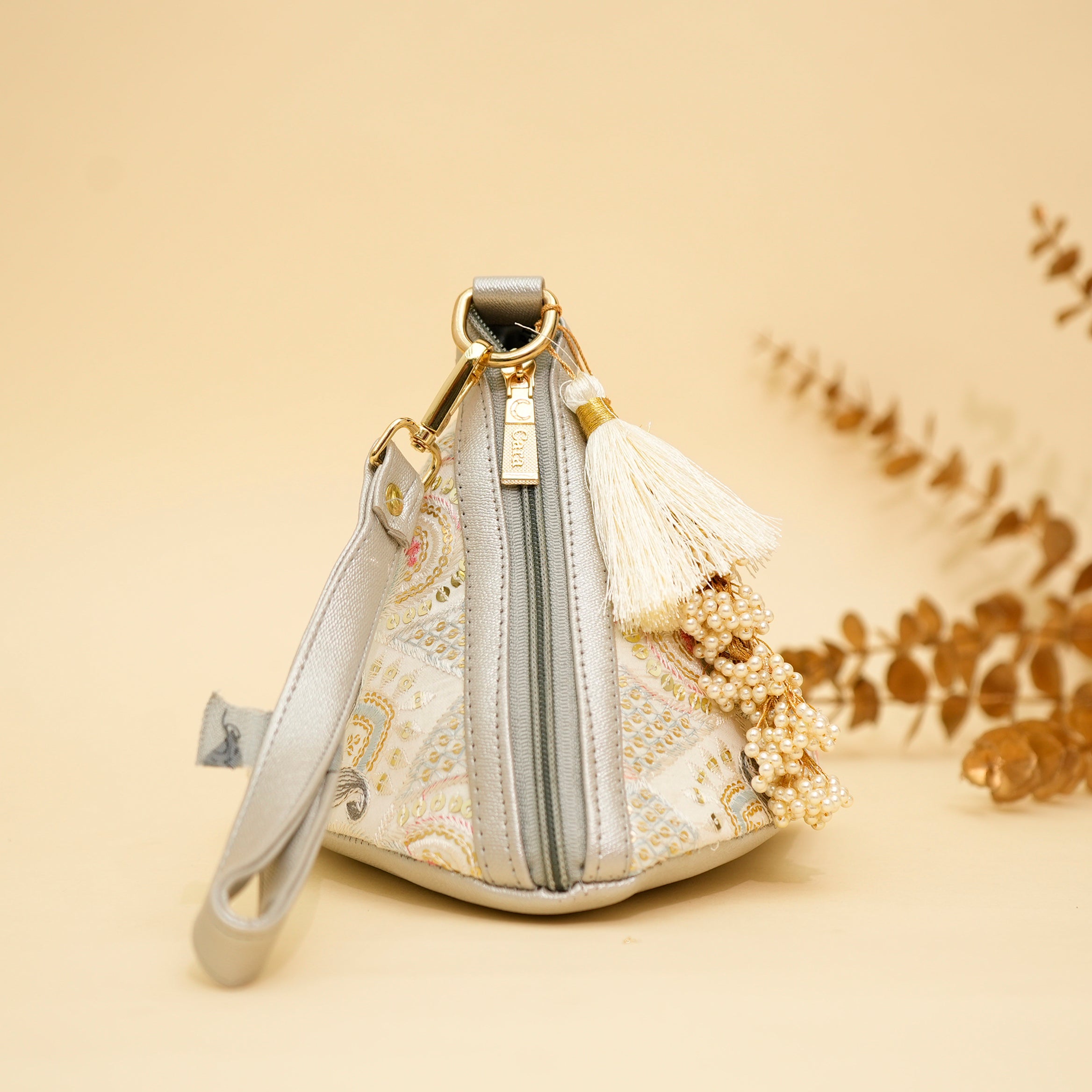 Tassel Bloom Potli | Cara