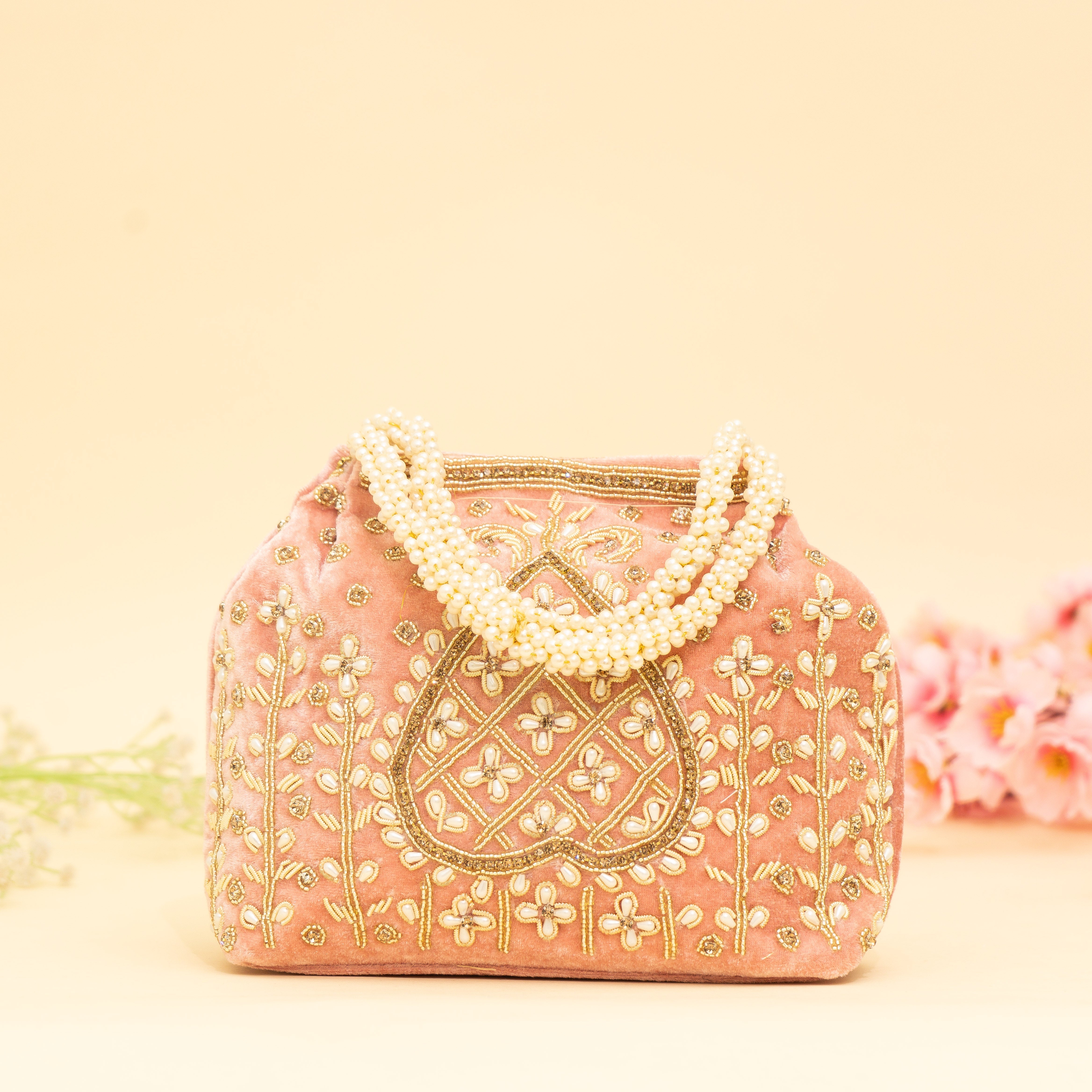 Lustrous Pearl Embellish Potli