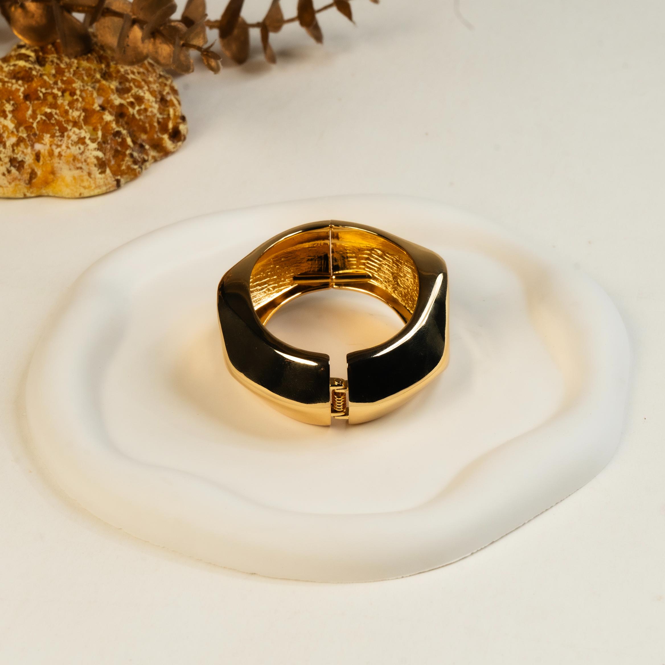 Sovereign Shine Kada