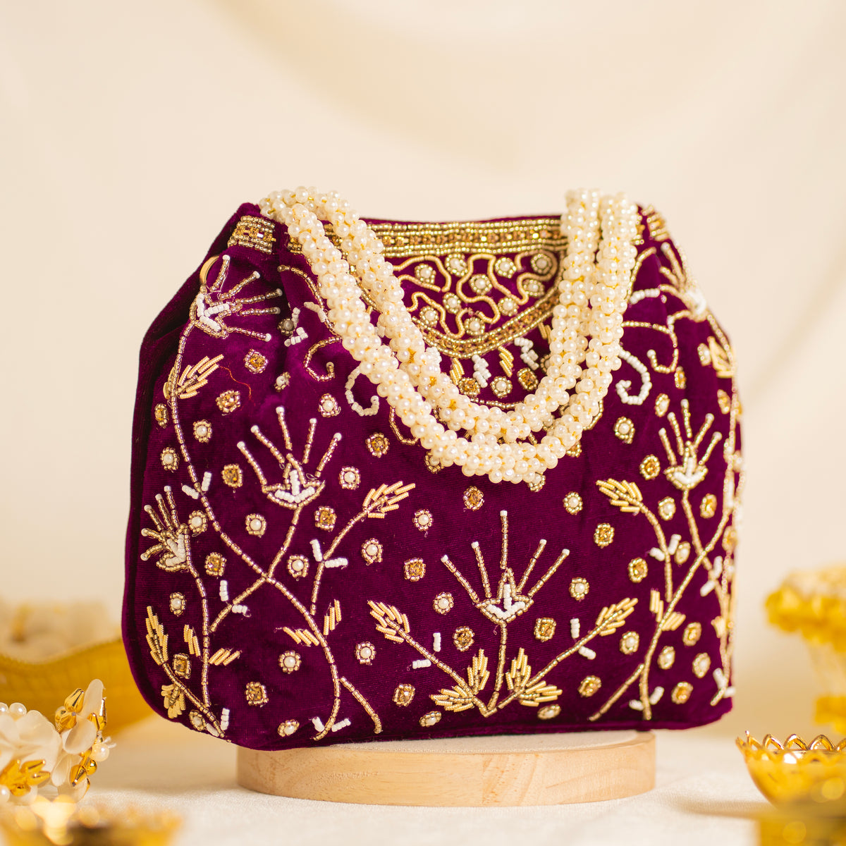 Bridal Pearlstone Velvet Potli