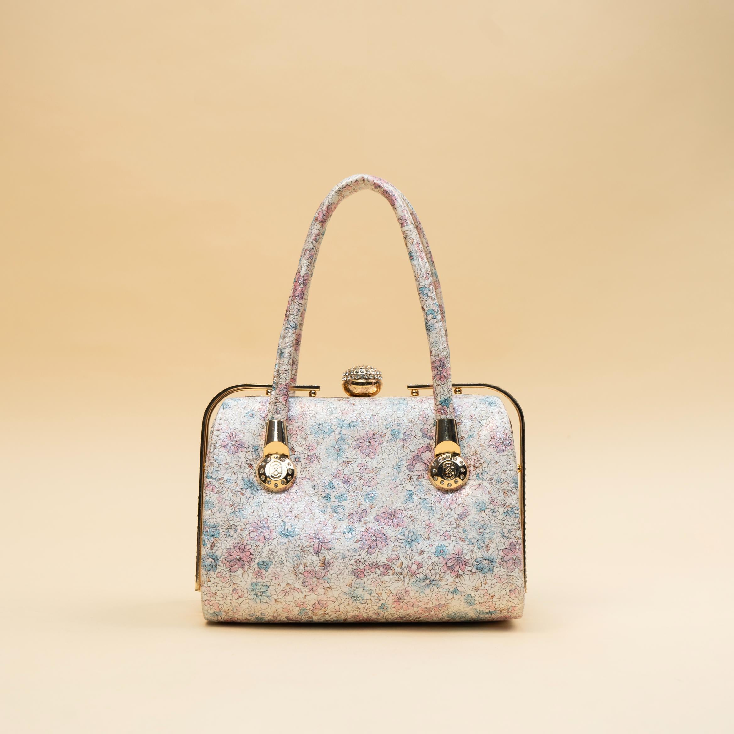 The Carry Edit Collection