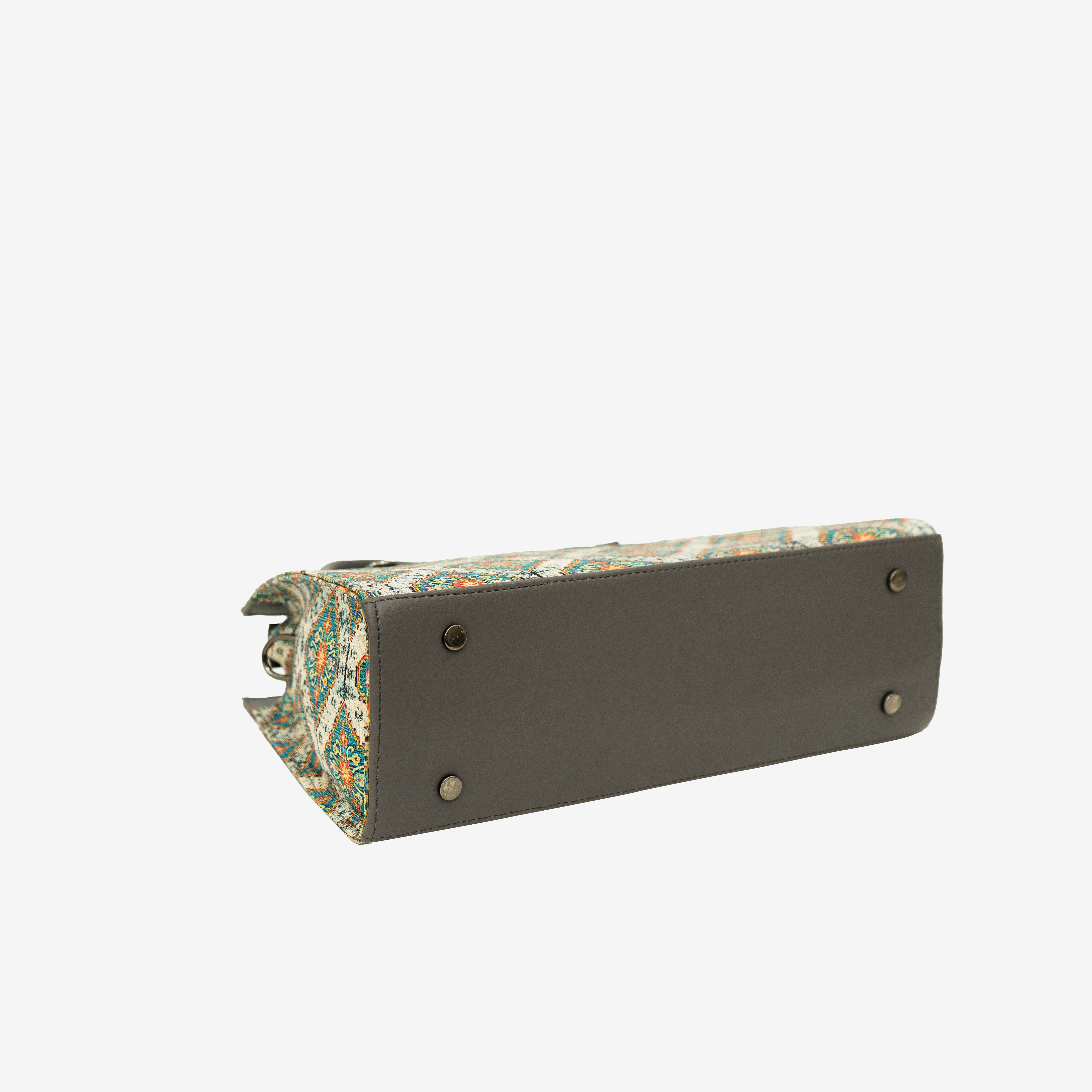 Olive Flawless Crafted handbag | Cara