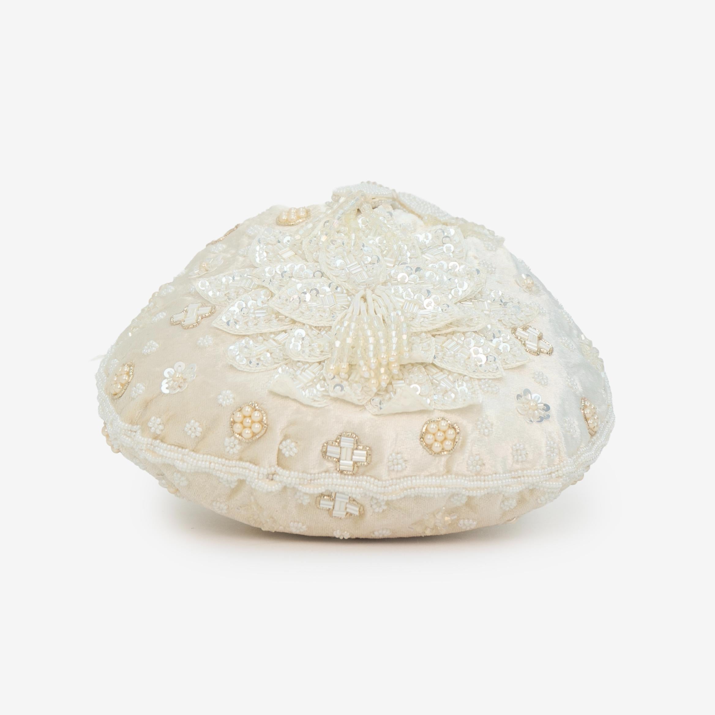 Precious Pearl Bloom Potli