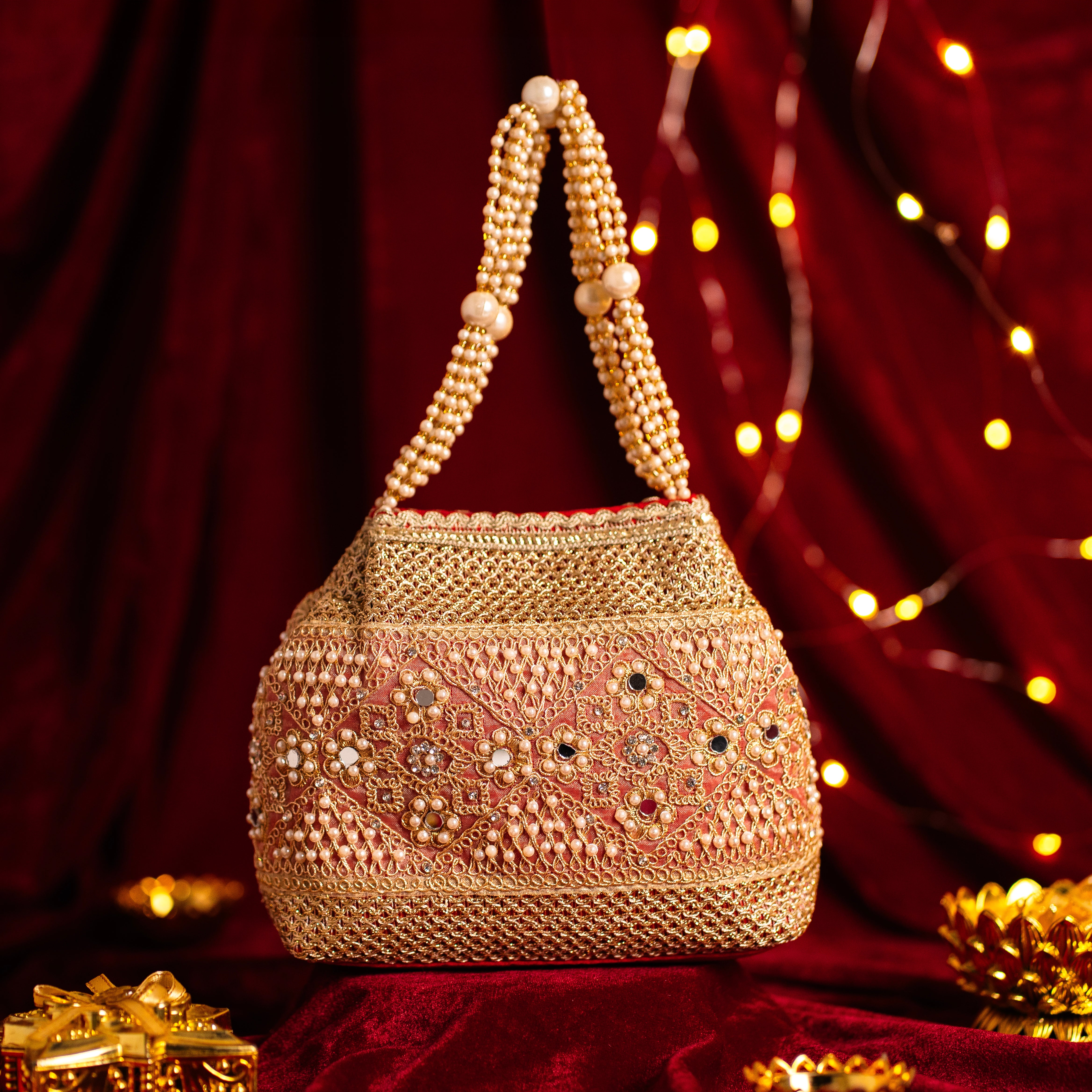 Pearl Elegance Potli