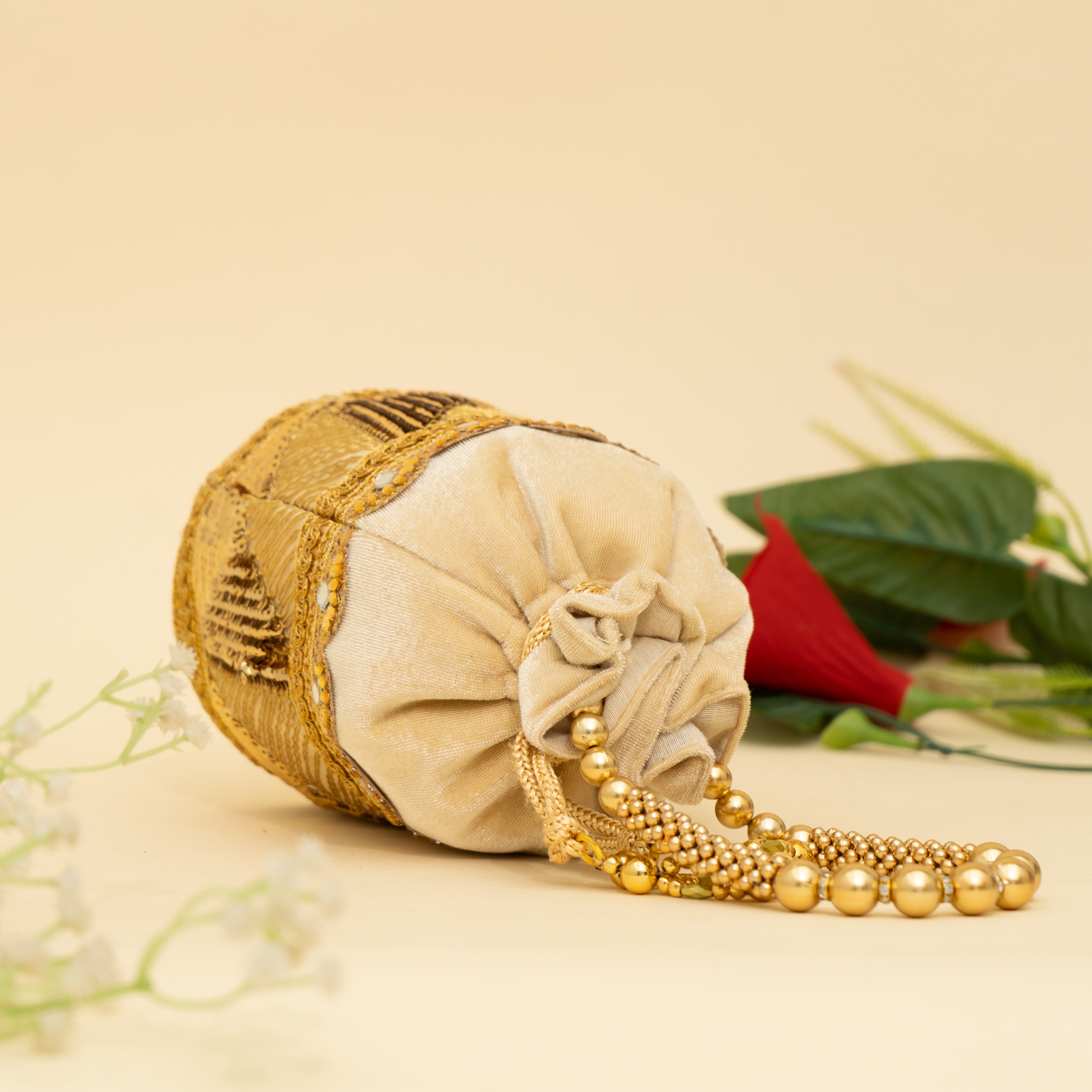 cream Golden Gleam potli | CARA