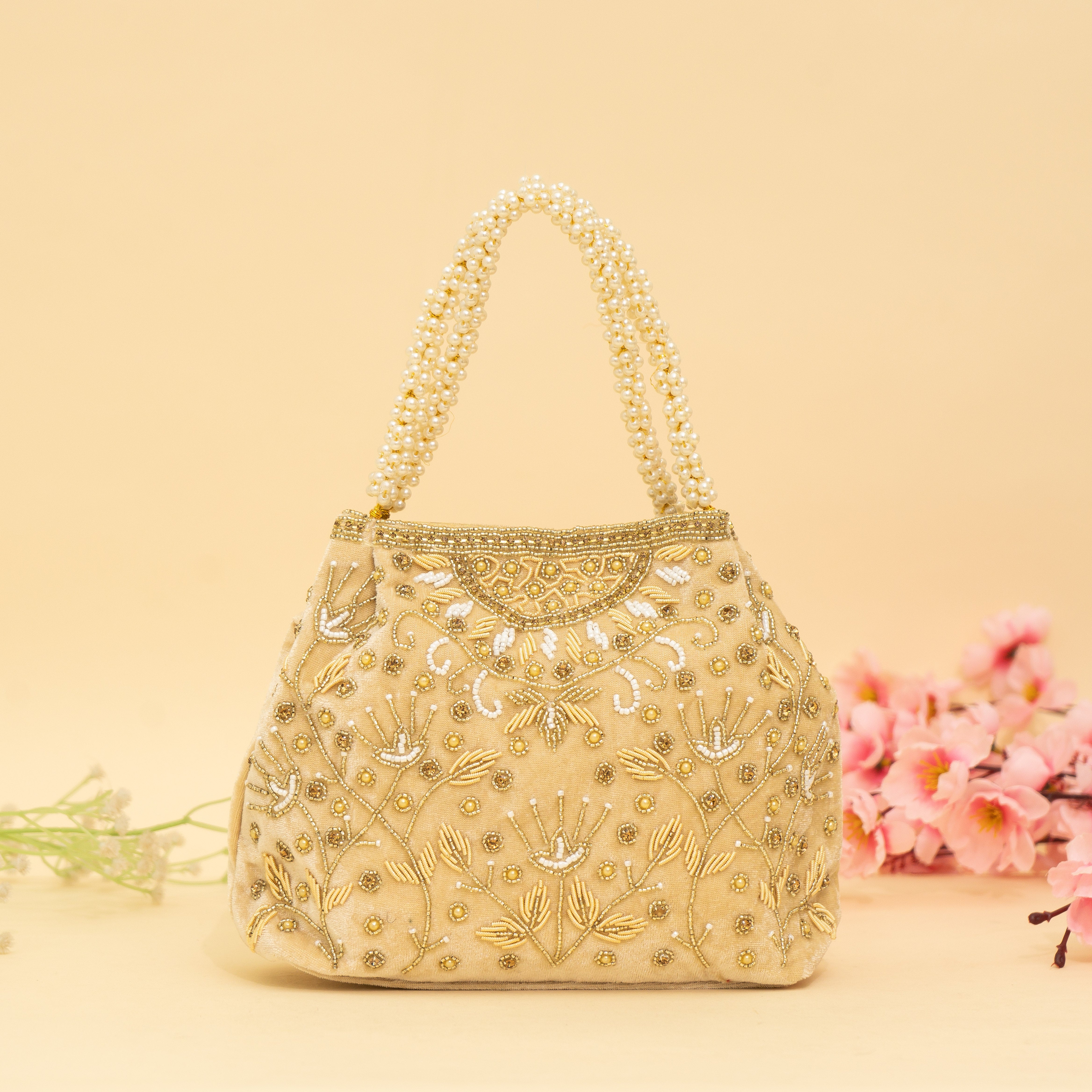 Cream Bridal Pearlstone Velvet Potli
