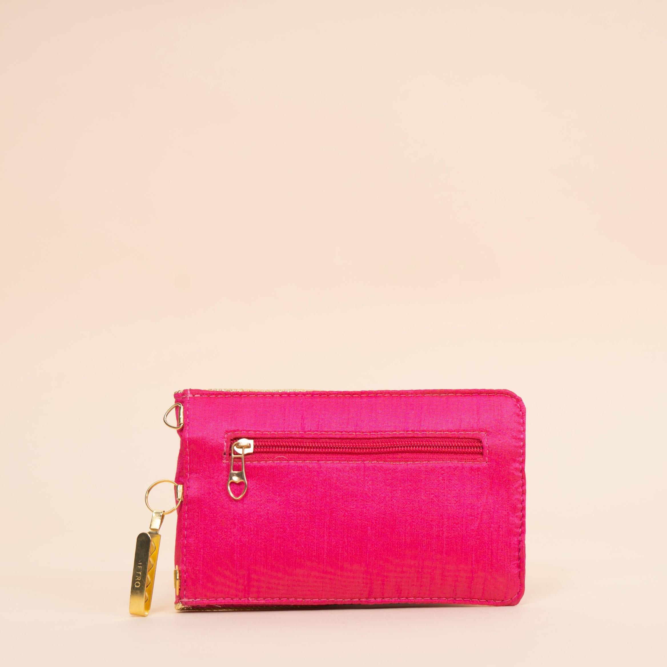 Pearl Crest Mobile Pouch