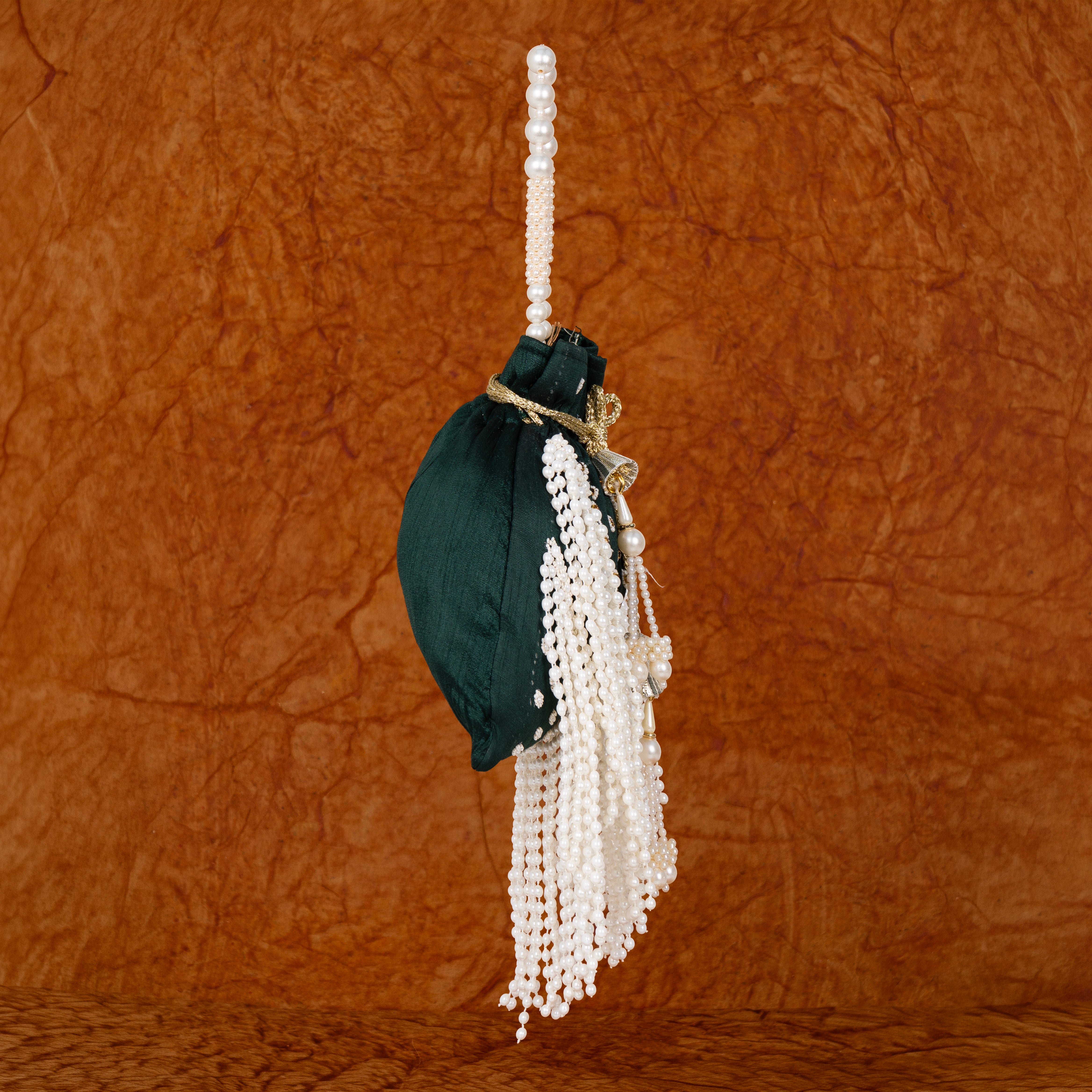 Pearl Cascade Potli | Cara